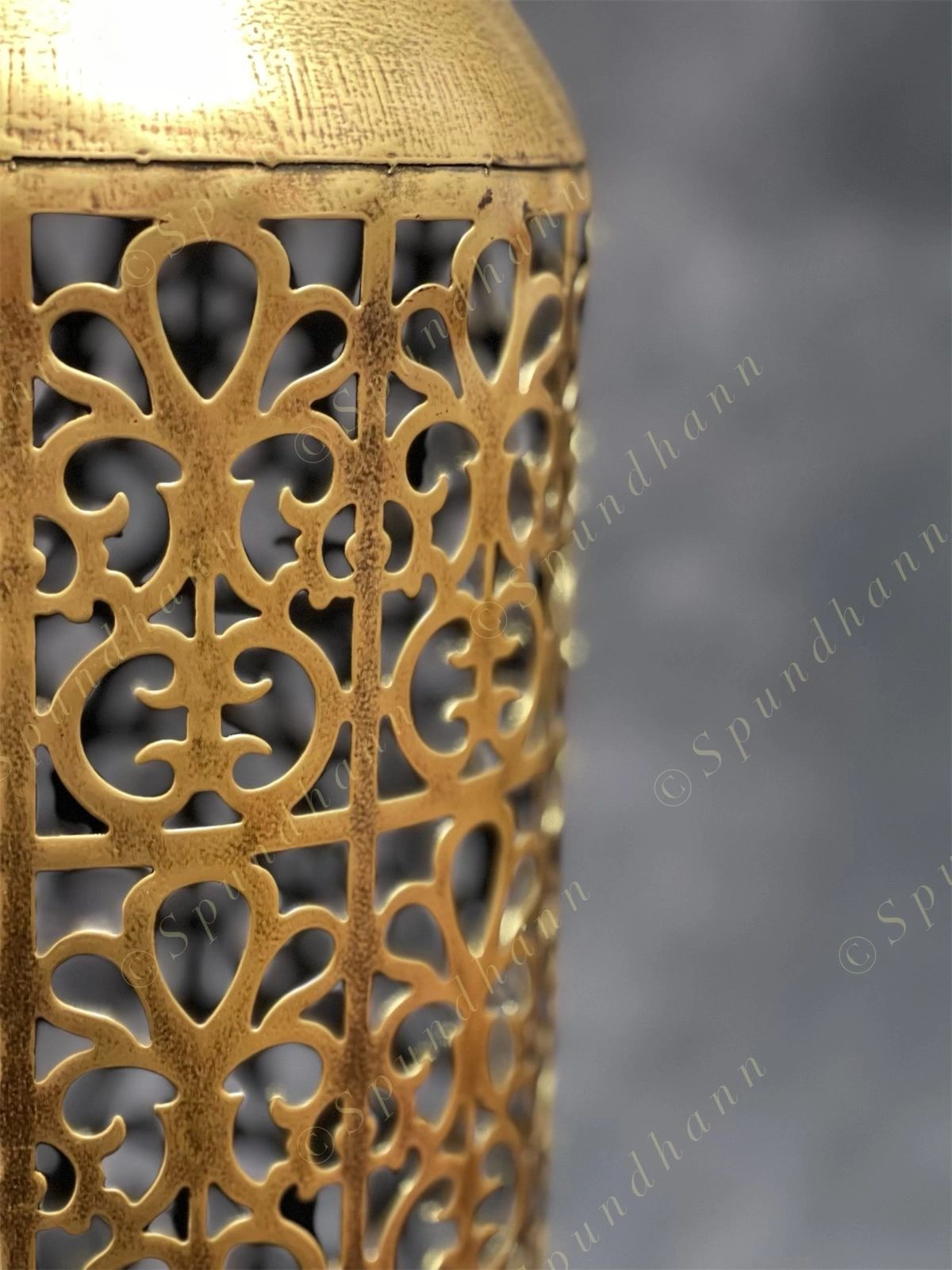 Grand Dhoop Dani Dhuna Loban / Tea Light Holder
