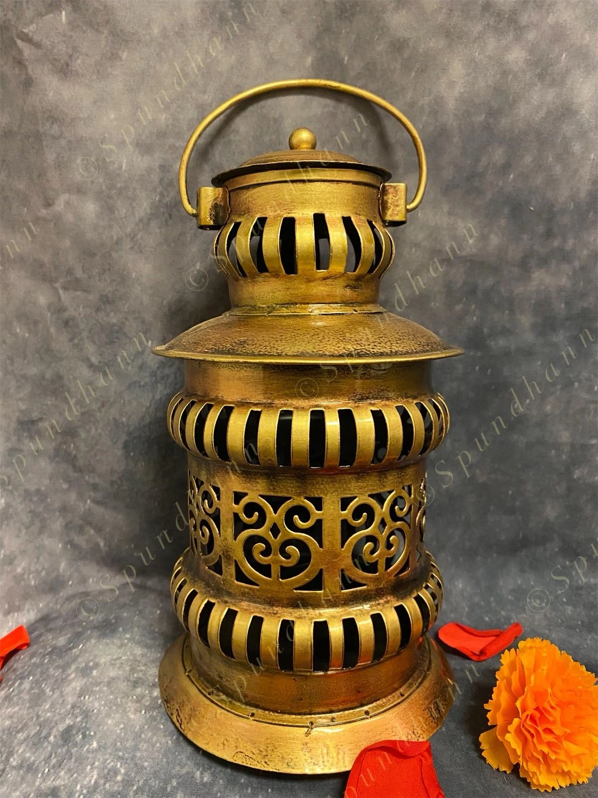 Small Lantern Dhoop Dani Dhuna Loban / Tea Light Holder