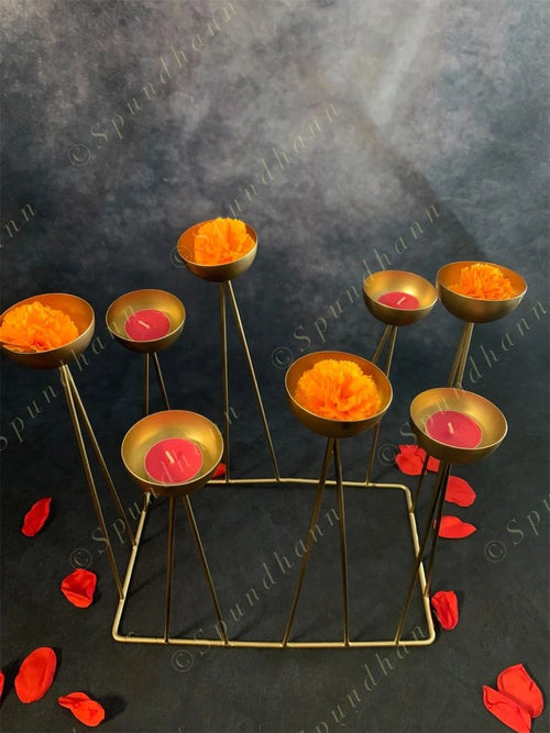 8 Golden Cup Standing Tea Light Holder