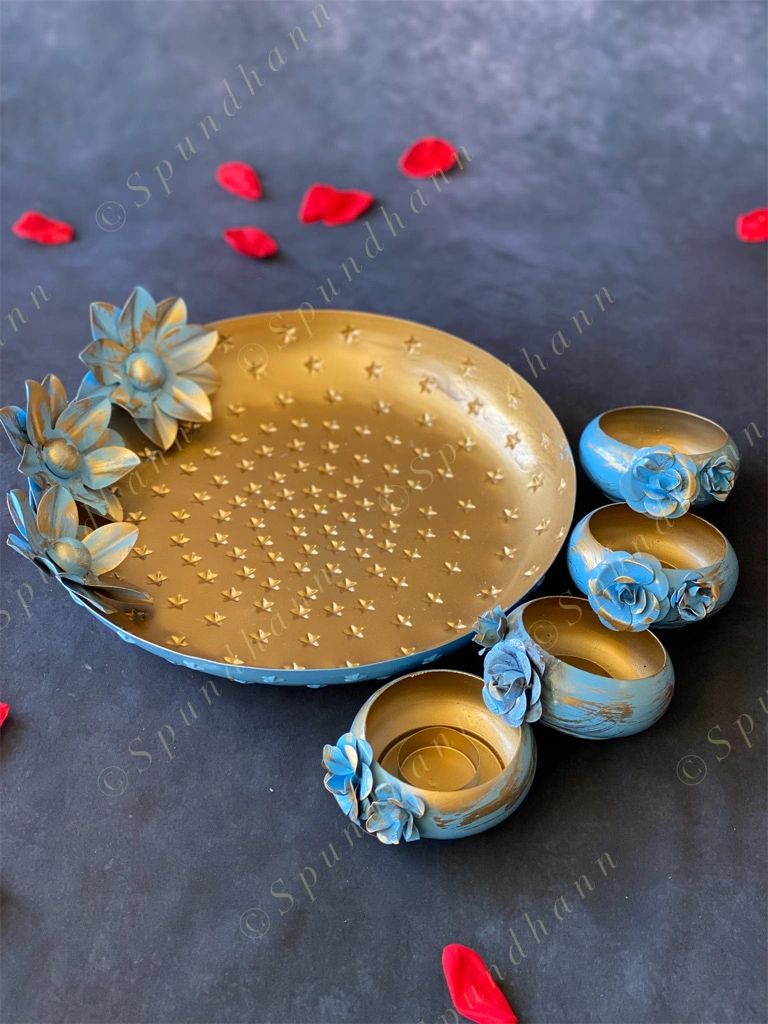 Decorative Star Embossed Thalis
