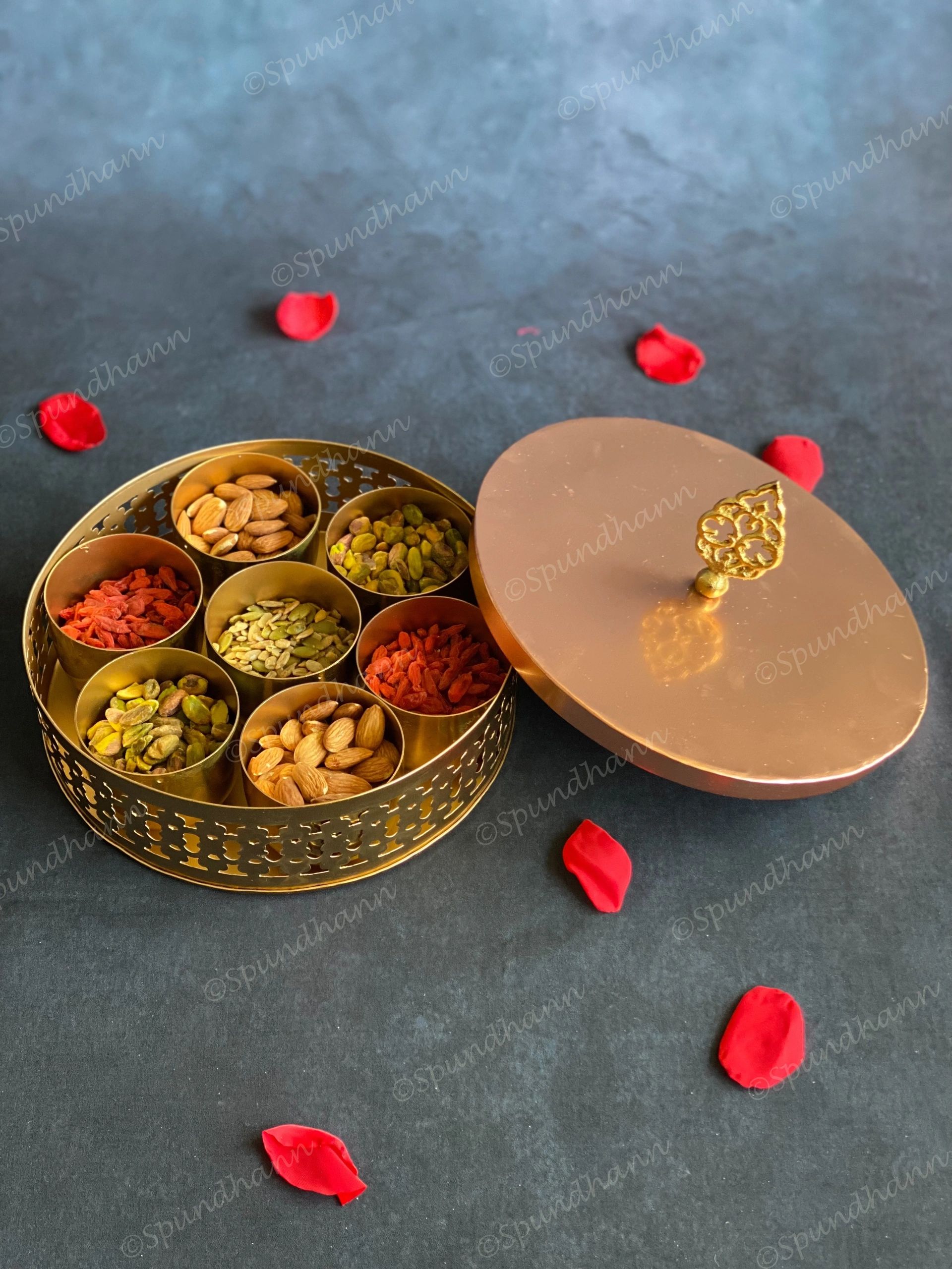 Metal Spice Box with 7 Containers