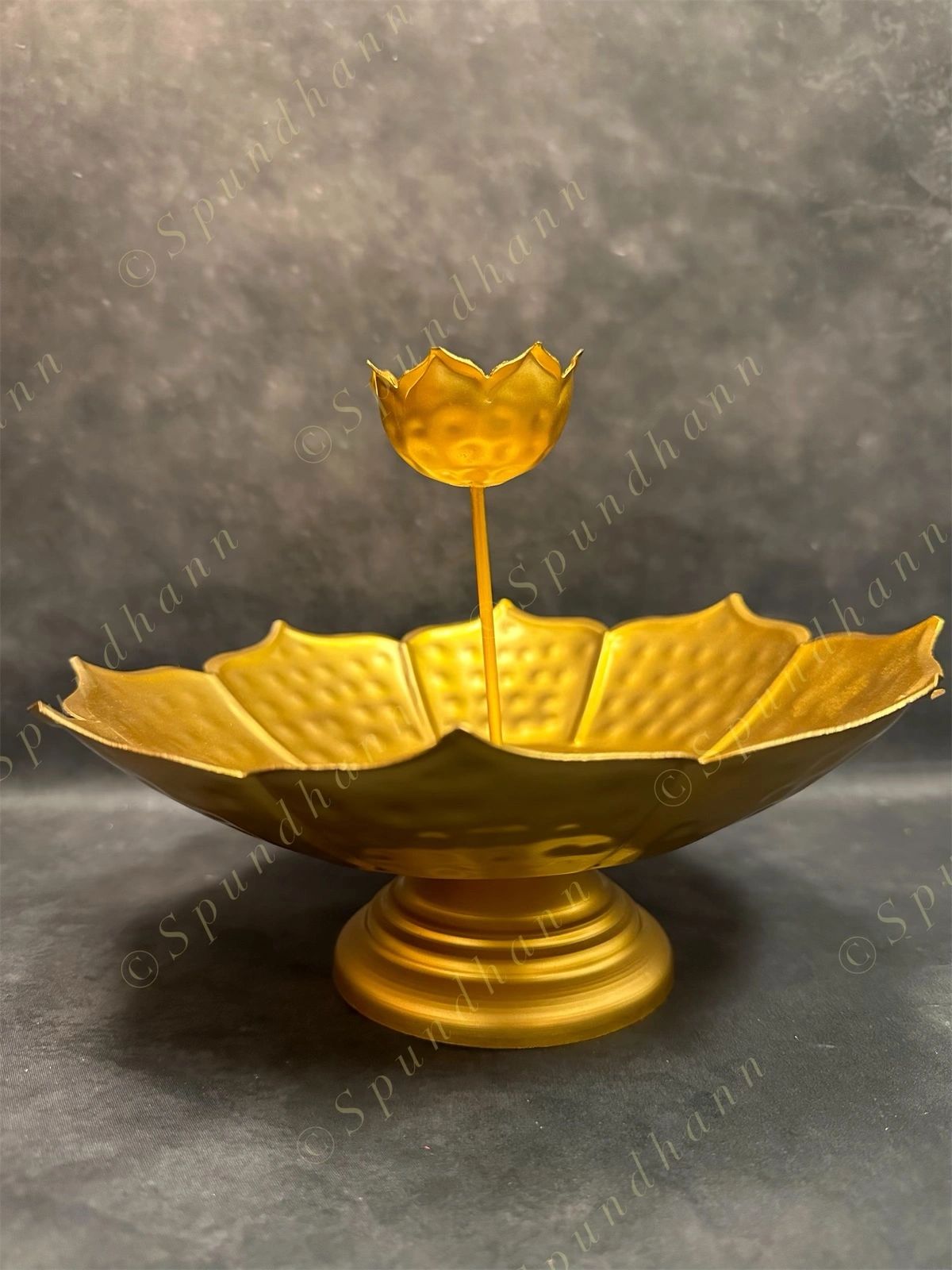 Flower Urli With Tea Light Holder
