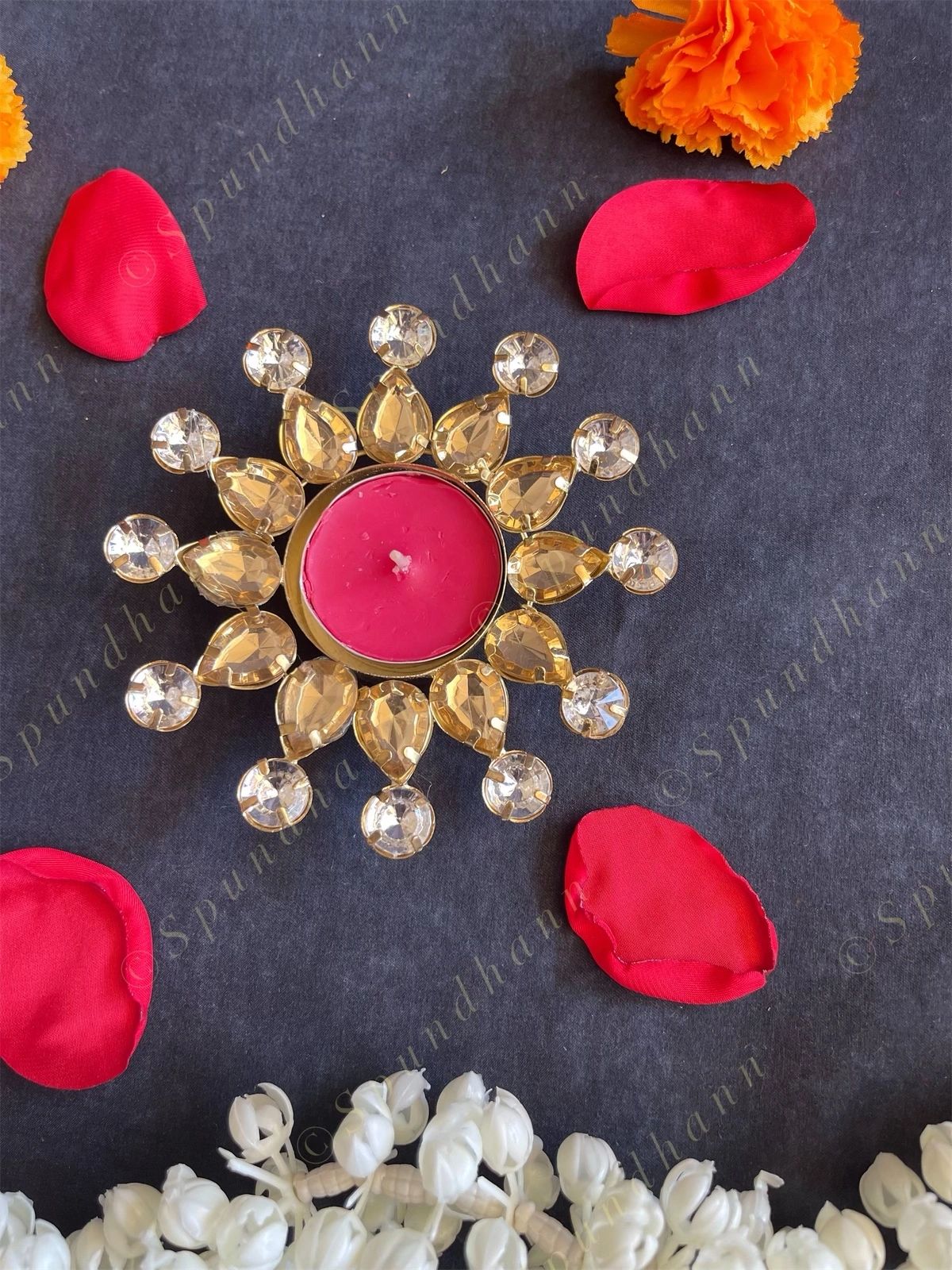 Drop & Circle Stone Floral Tea Light Holder