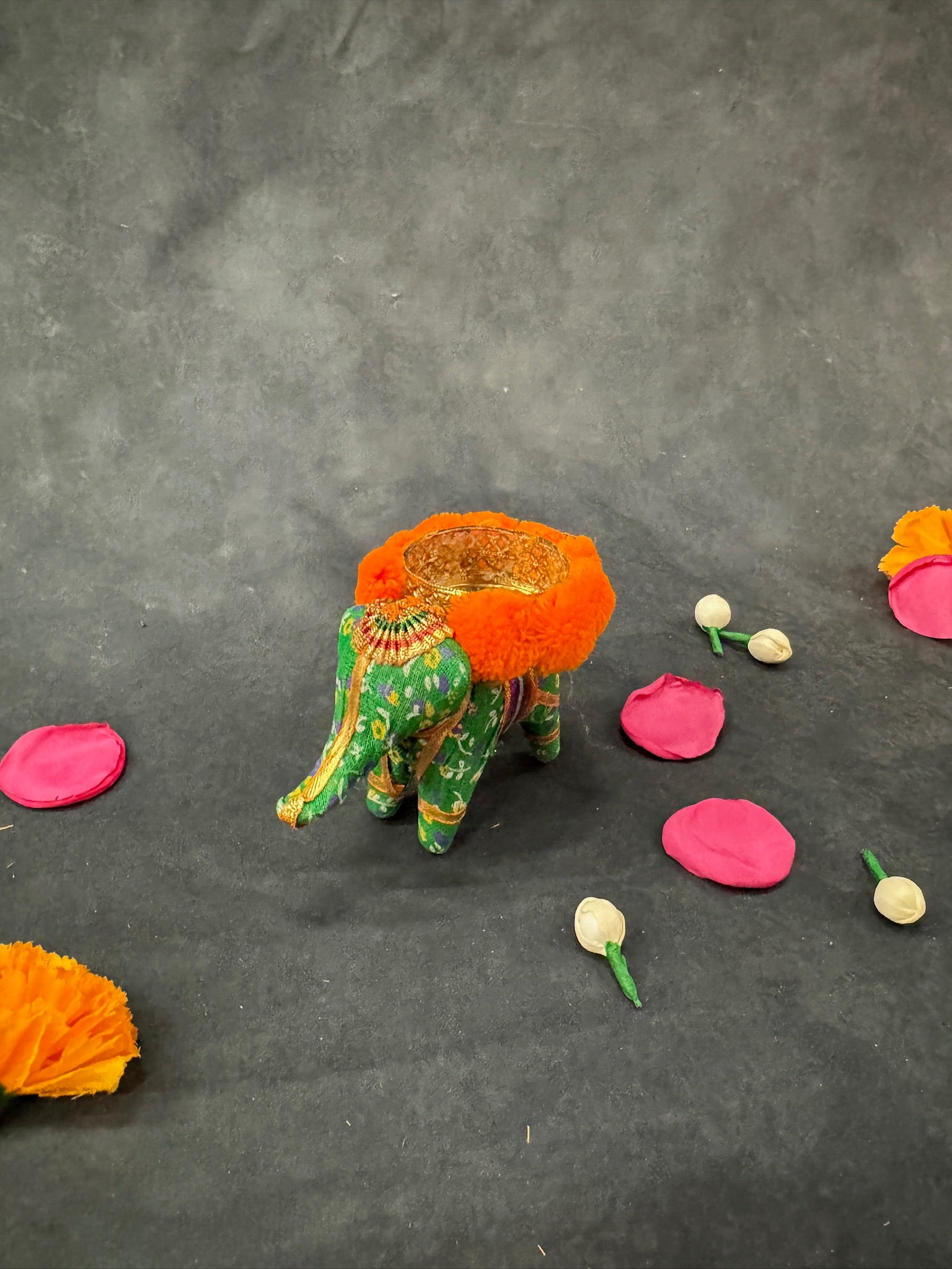 Elephant Pom Pom Tea Light Holder Single