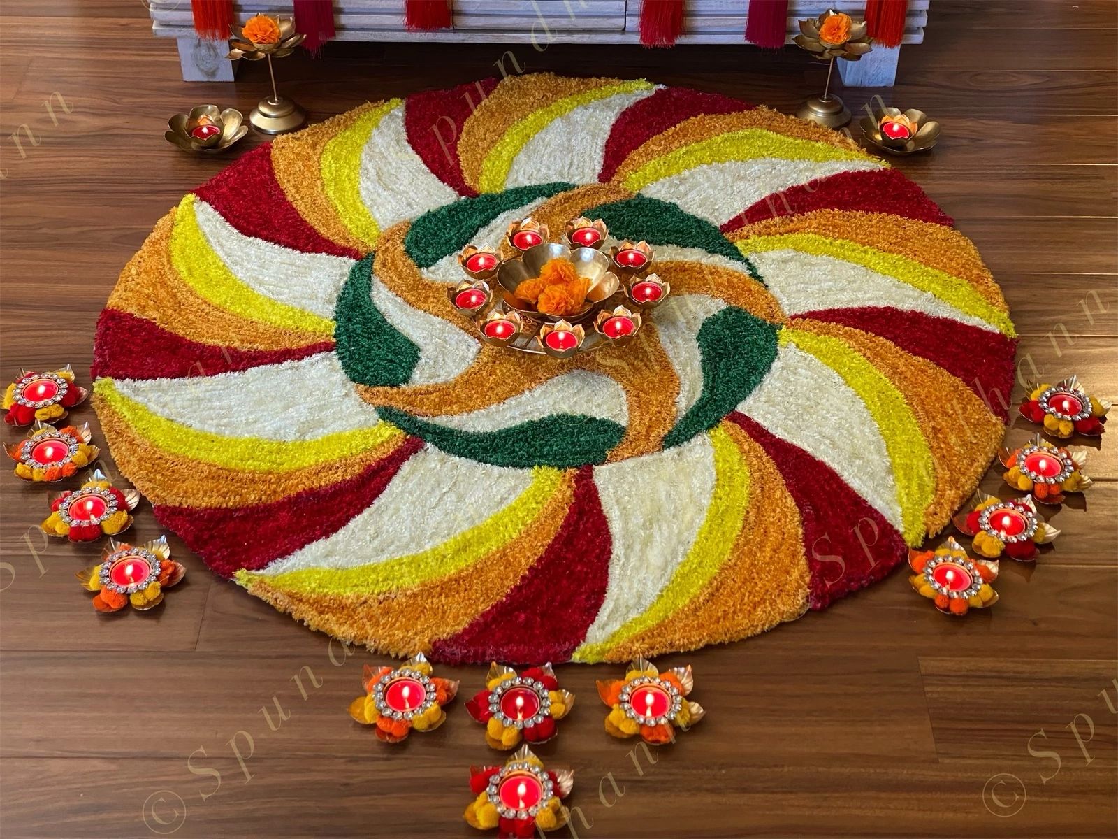 Round Swirl Rangoli Floor Mat