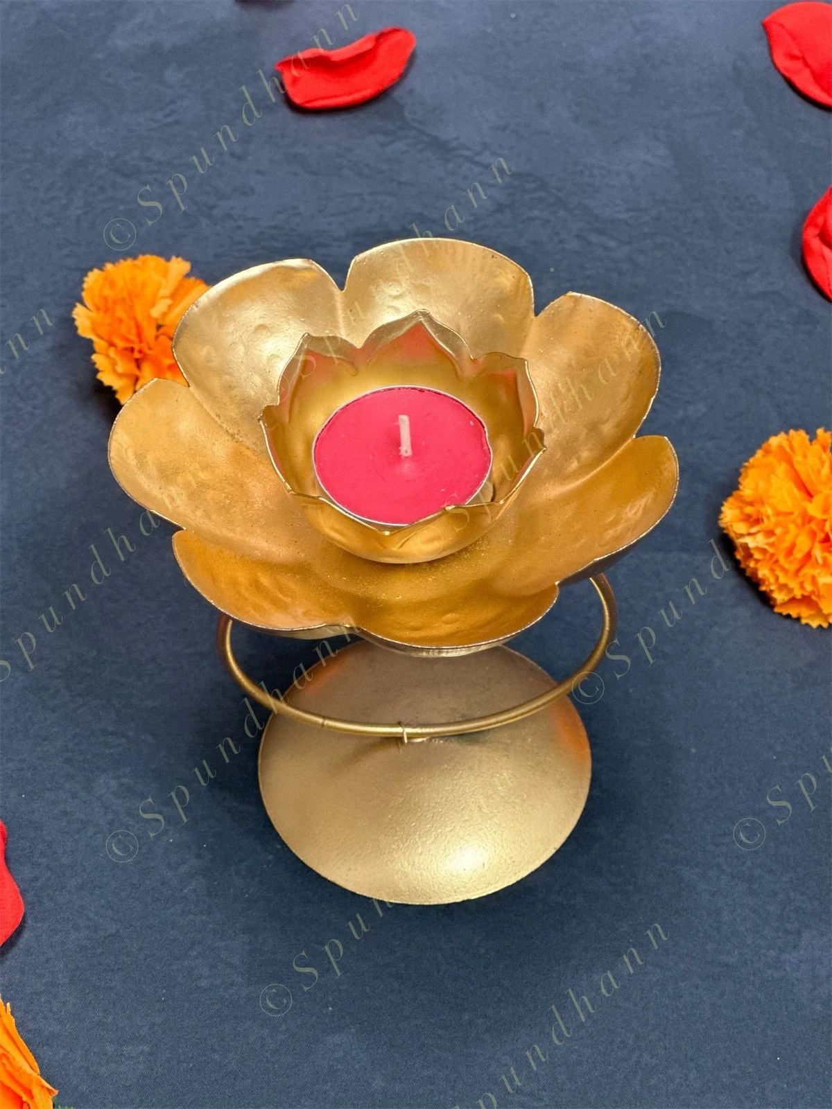 Single Ring Lotus Tea Light Holder