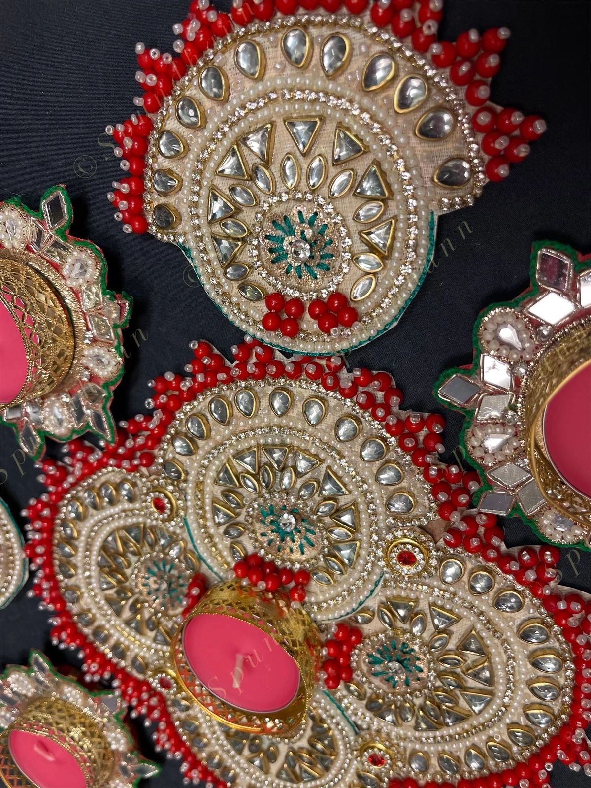 Kundan Rangoli Tea Light Holder Set