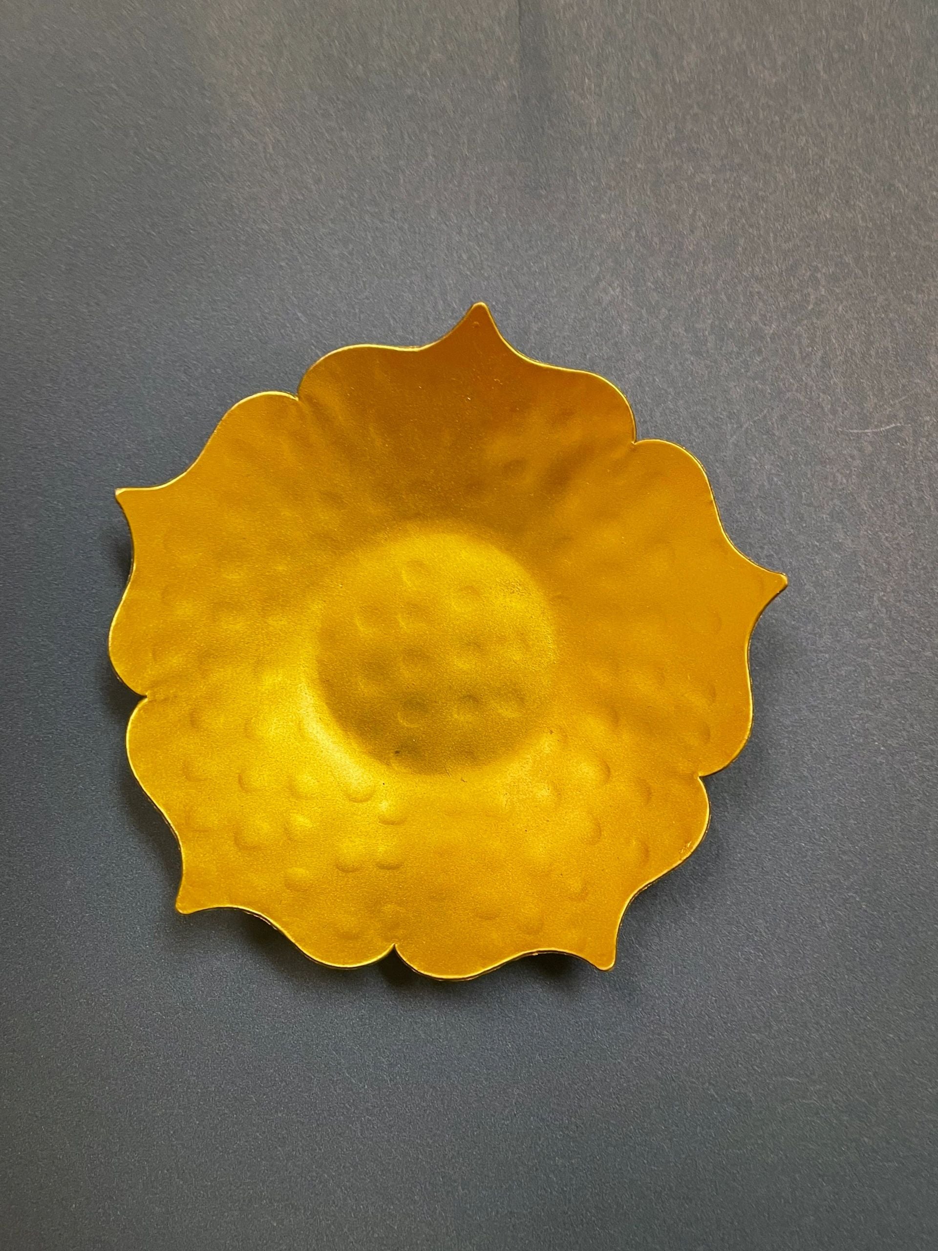 5 Pointed Floating Tea Light Holders