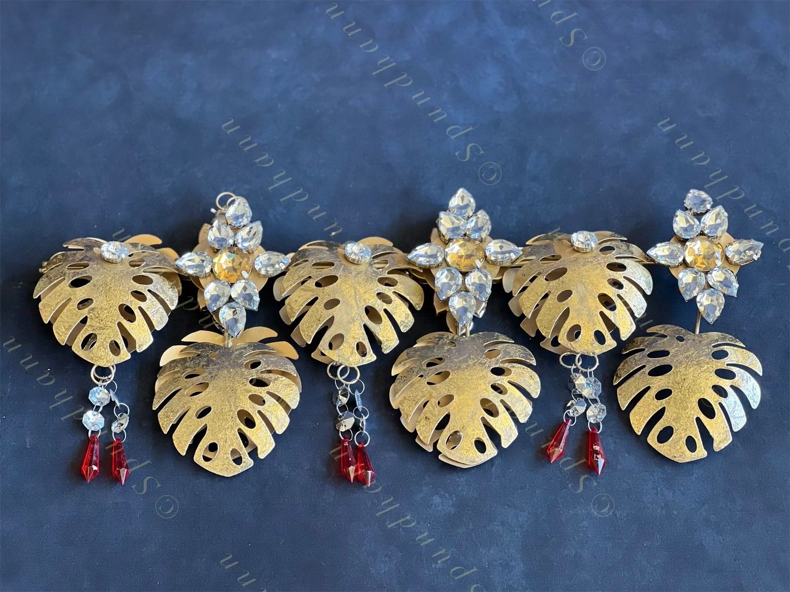 Foldable Metal Lotus Leaves Toran
