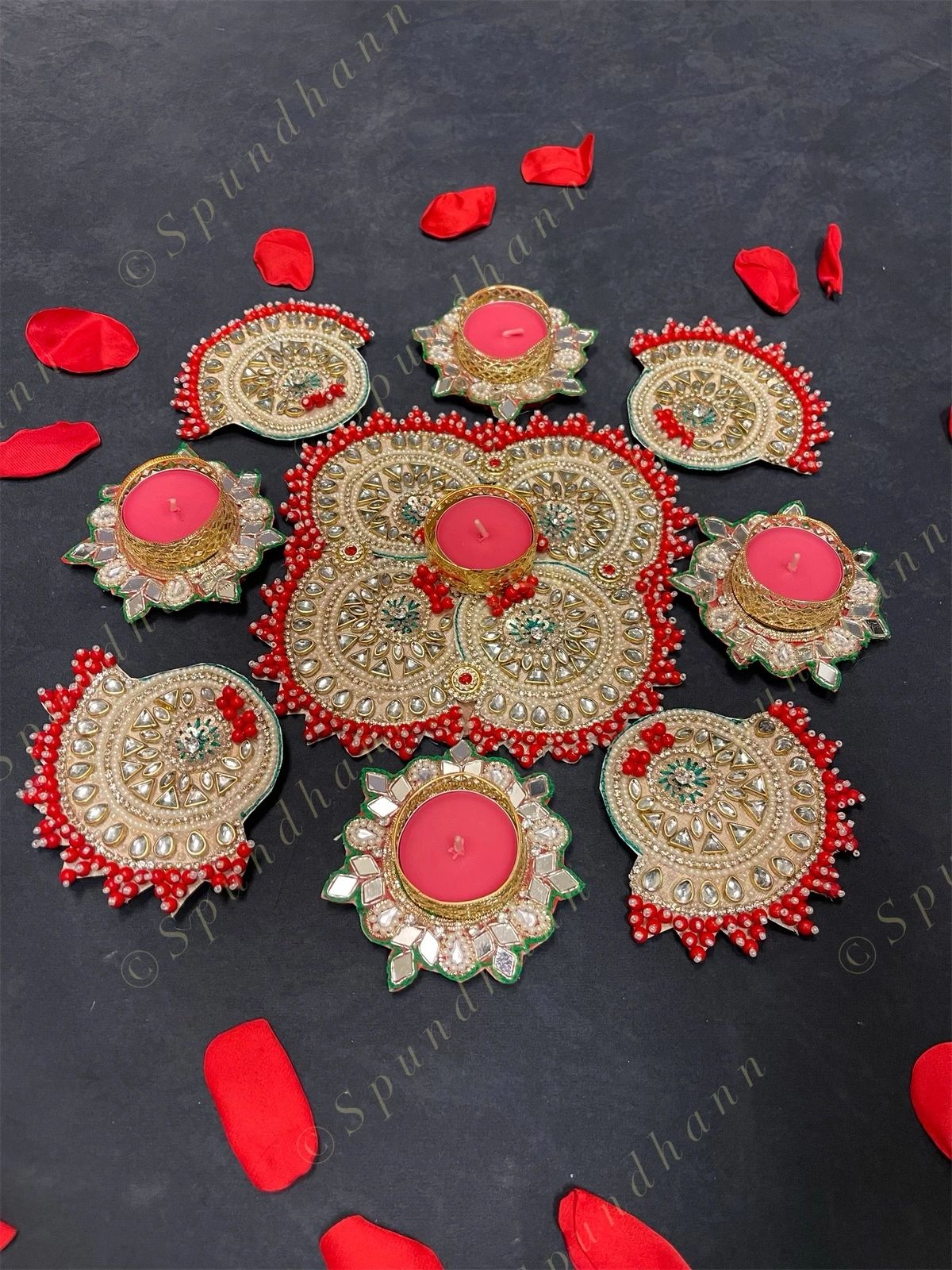 Kundan Rangoli Tea Light Holder Set