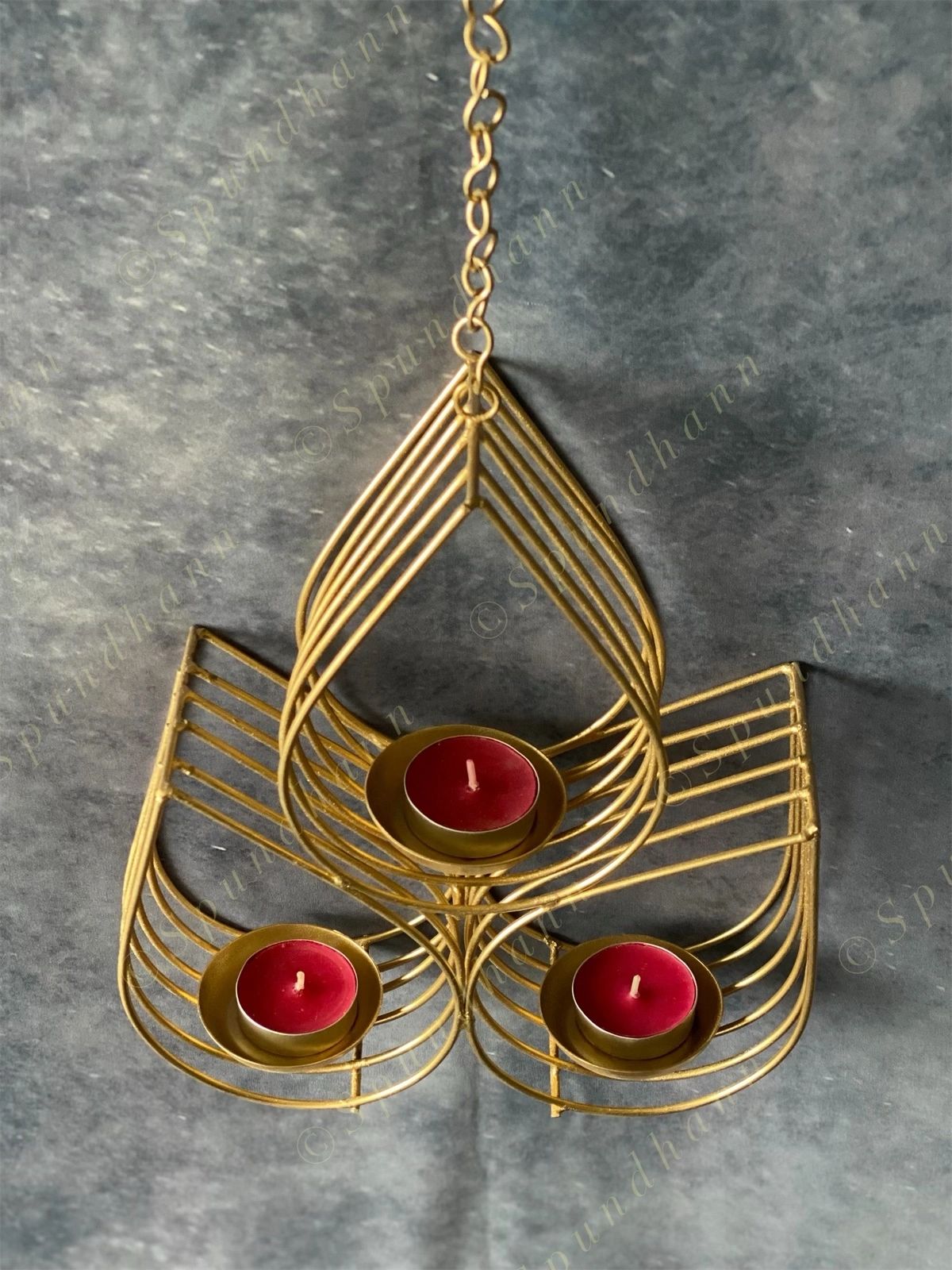 Triple Drop Hanging Tea Light Holder