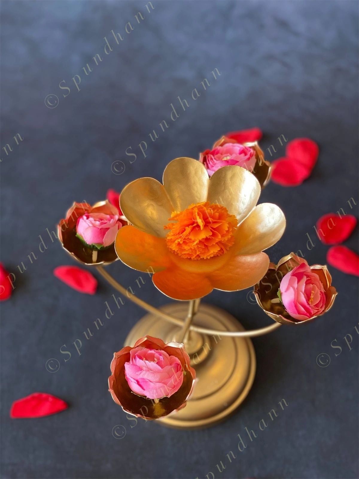 Criss Cross STANDING Lotus Tea Light Holder
