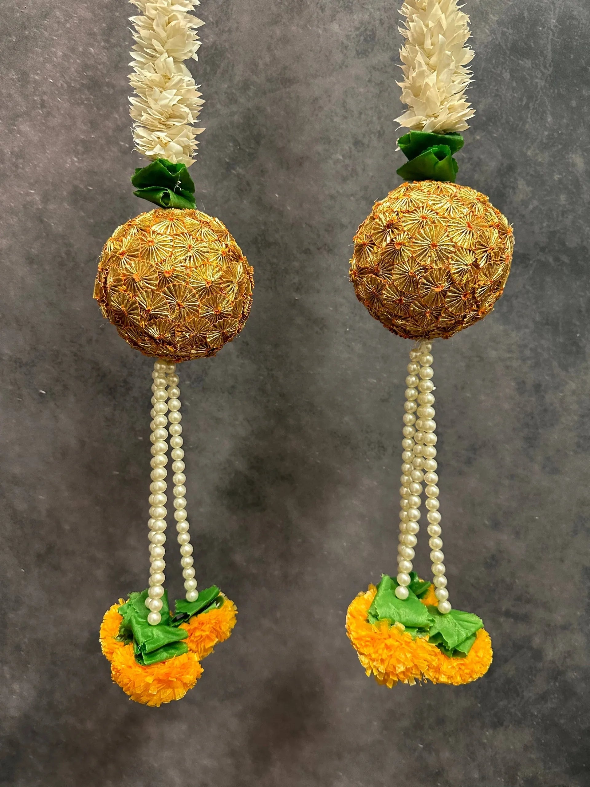 Gotapatti Ball With Chameli String and Pearl Marigold Tassel-Set of 2