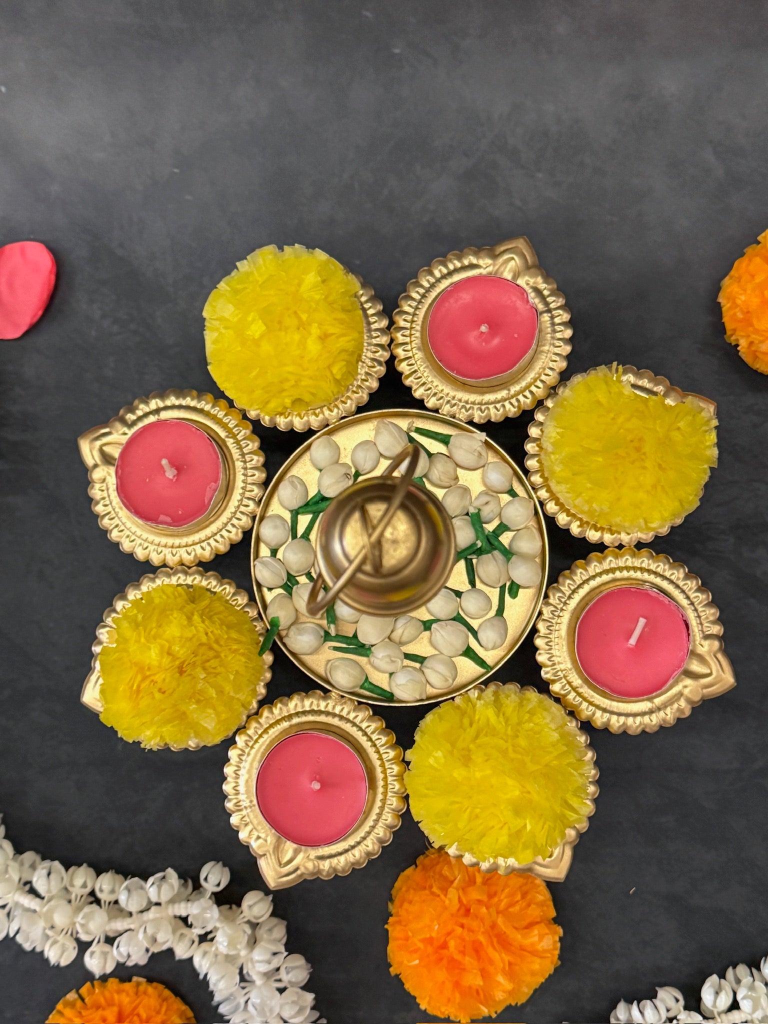 Single Tier Hanging Diya Urli