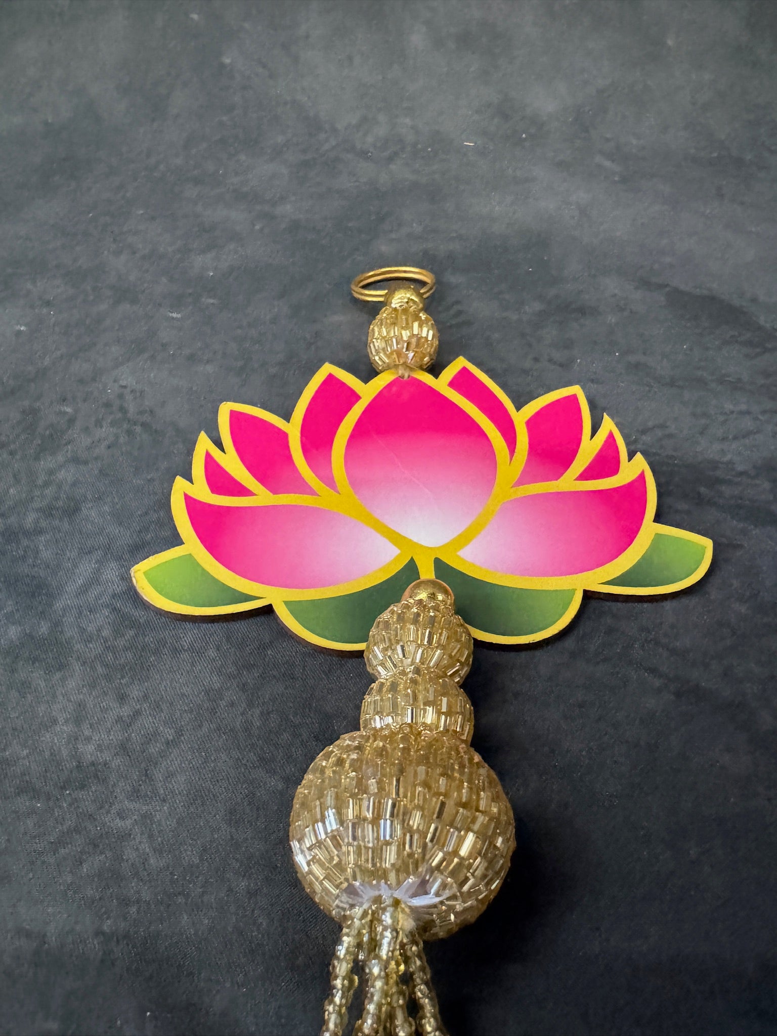 Large Lotus with golden tassel Pair