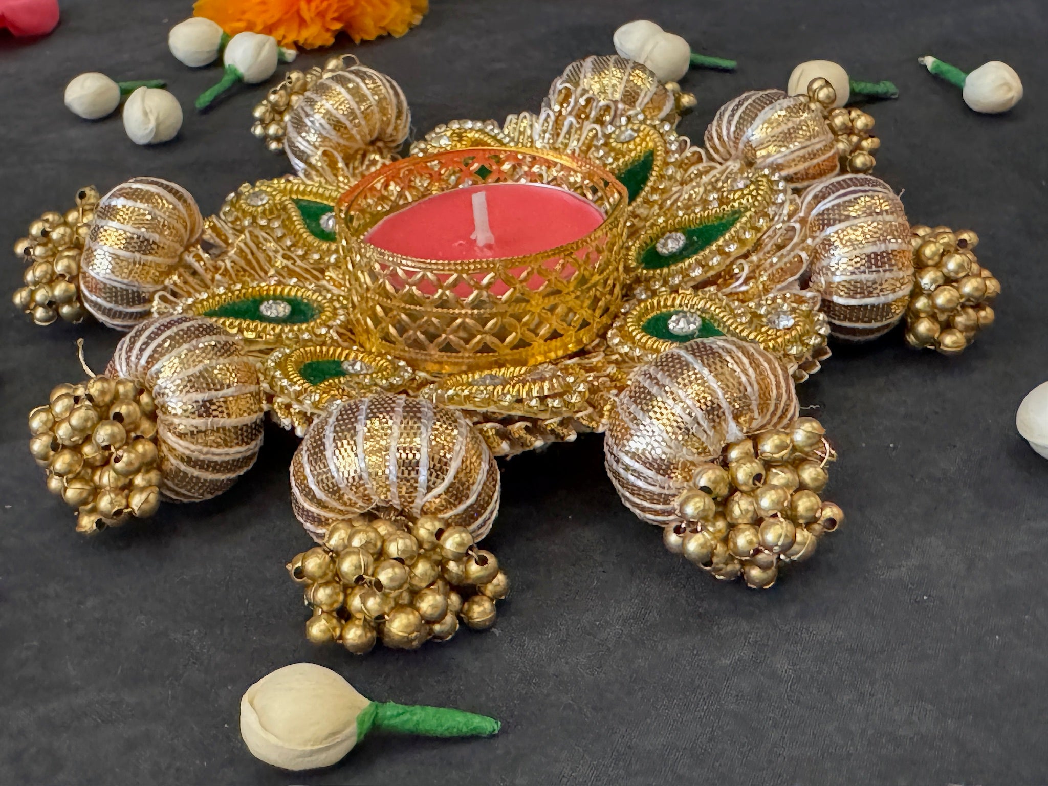 Golden Beads Decorative Tea Light