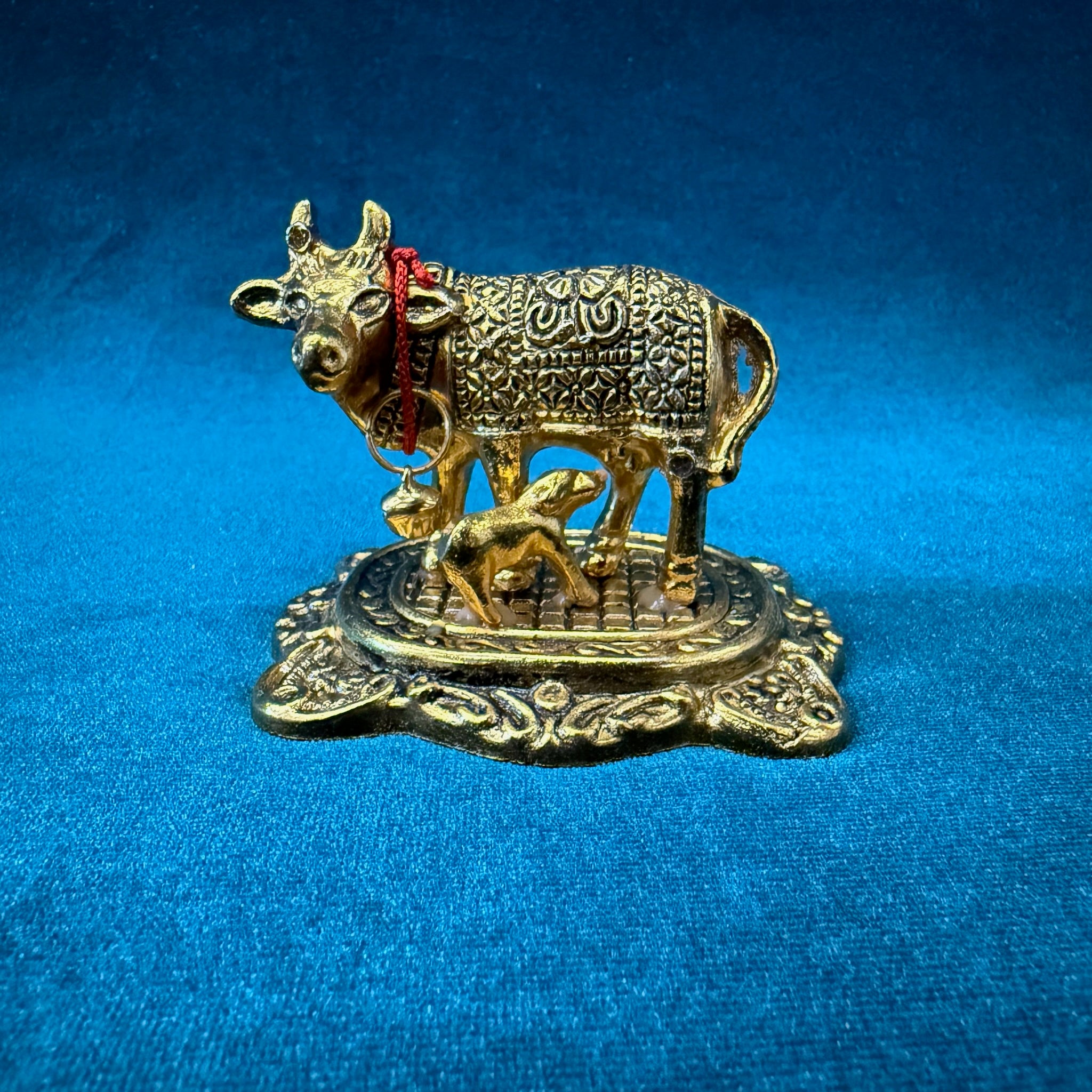 Kamdhenu Cow with Calf Idol