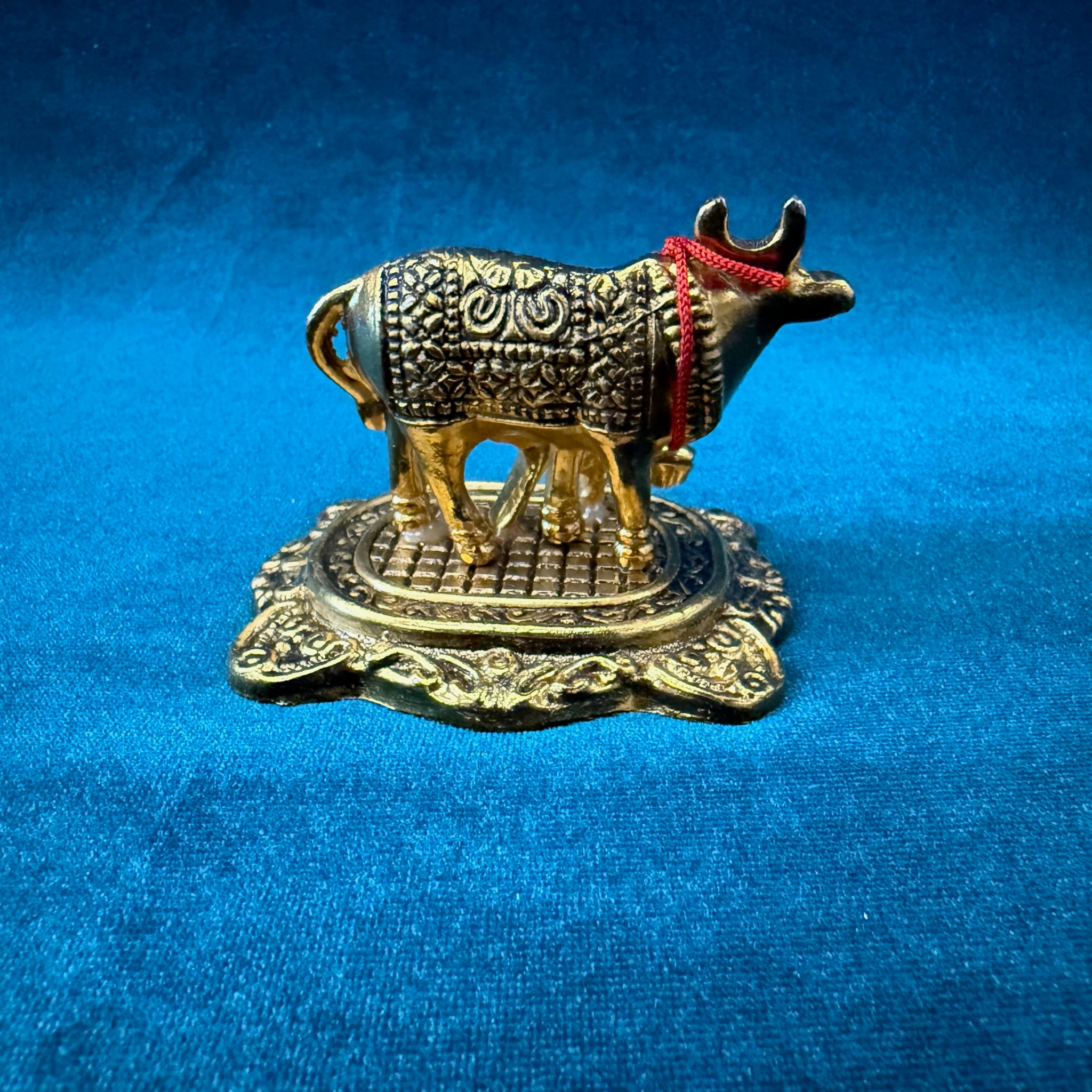 Kamdhenu Cow with Calf Idol