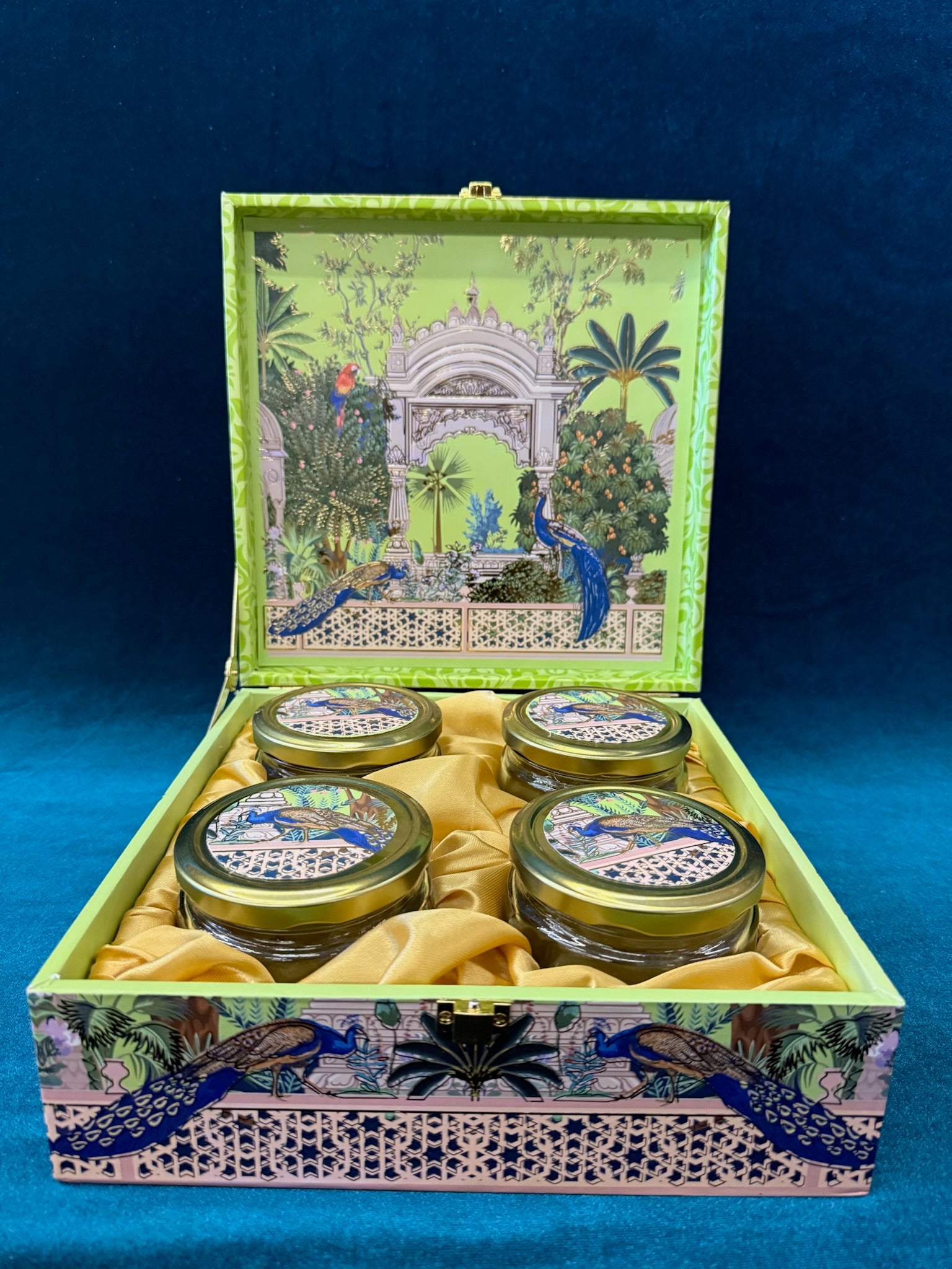 Peacock Gift Box with 4 glass jars