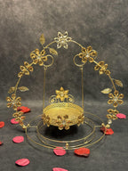 Studded Jhoola with leaf Round