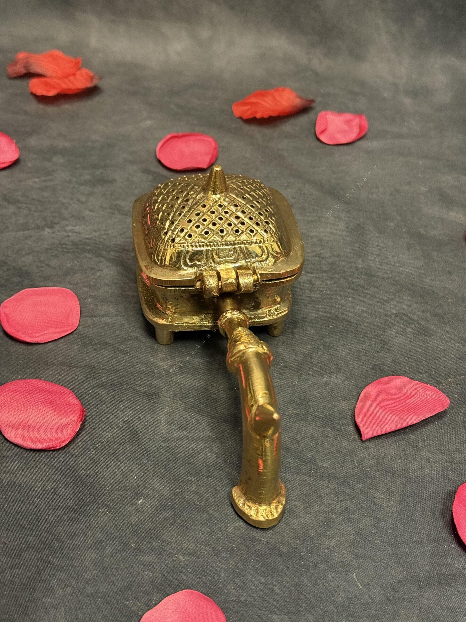 Brass Loban / Dhoop Dani With Handle Square