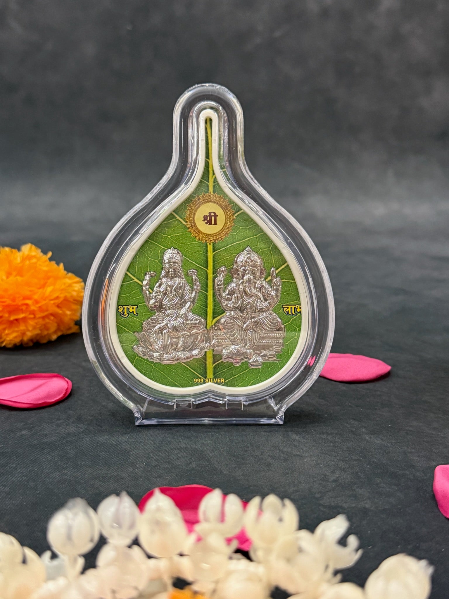 Ganesh Laxmi Shubh Labh Leaf Shape
