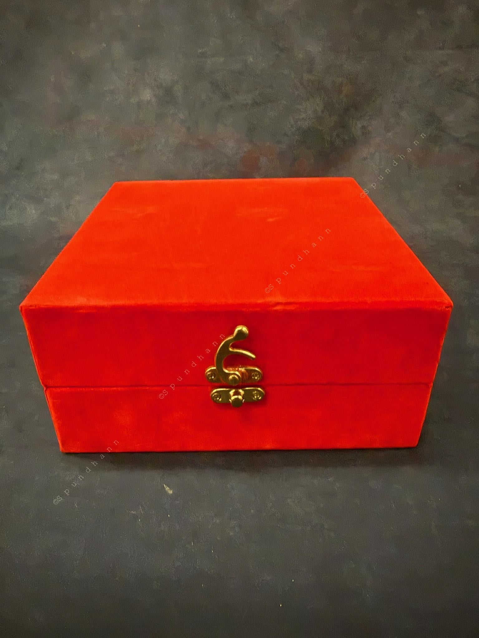 German Silver Decorative Pooja Thali Set in Gift Box