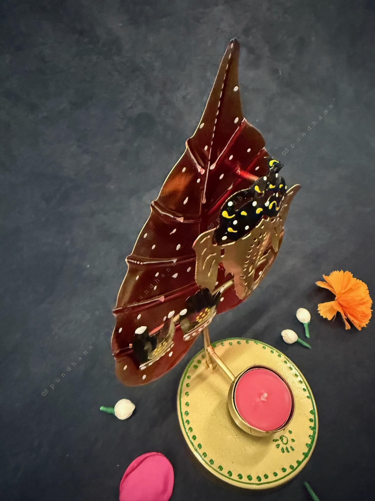Flute Ganesha With Leaf Tea Light Holder