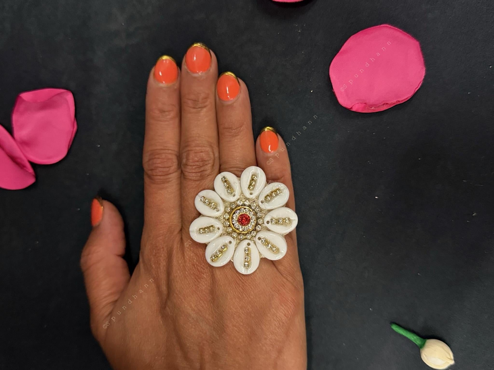 Elegant Shell Finger Ring with Crystal Studs
