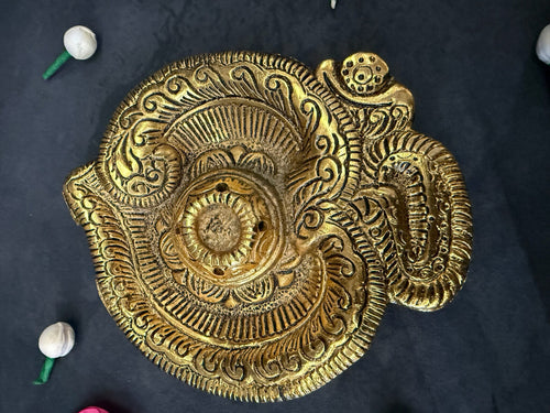 Agarbatti Holder Om Shape Silver And Gold