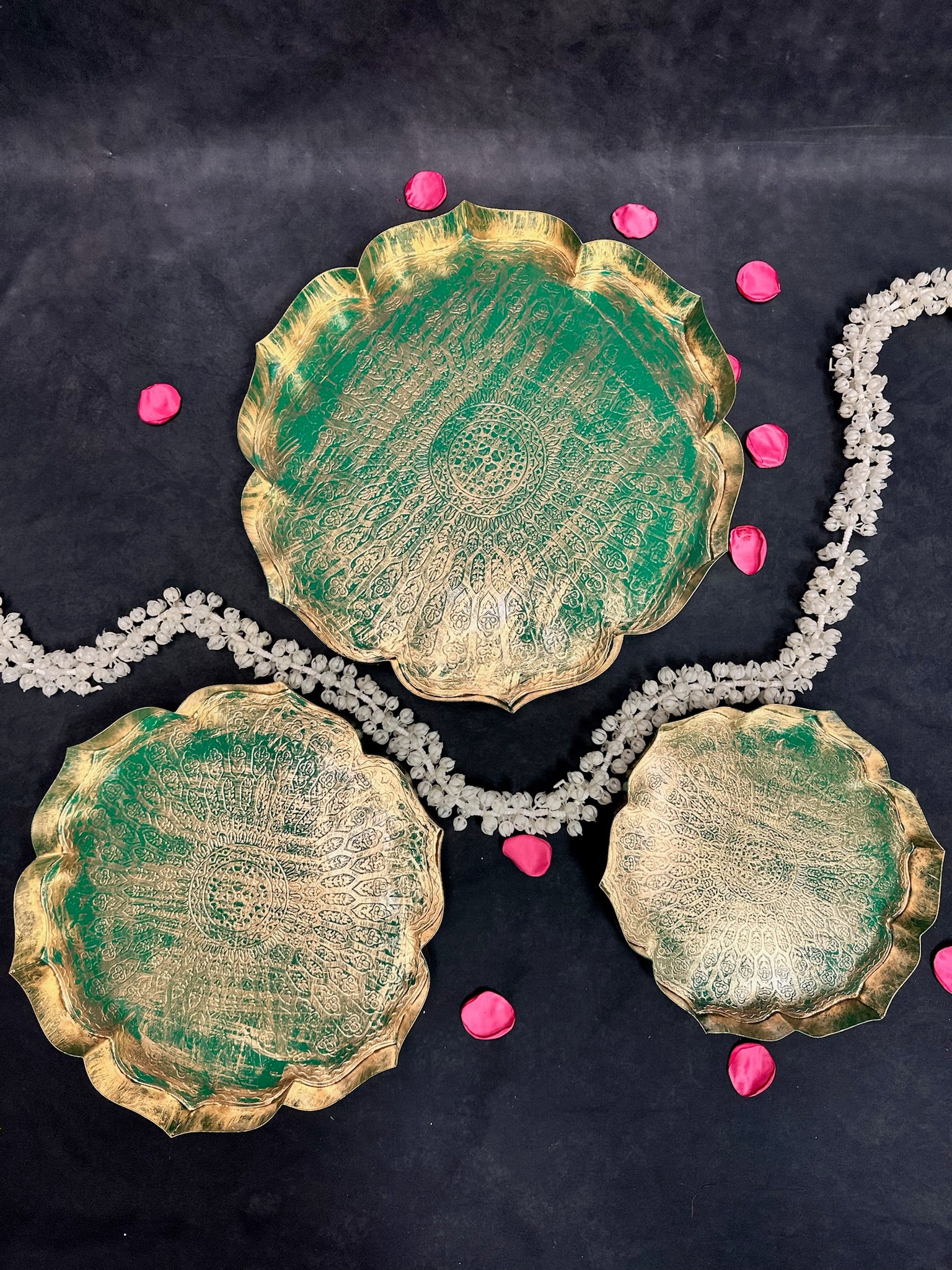 Green Metal Lotus Plates