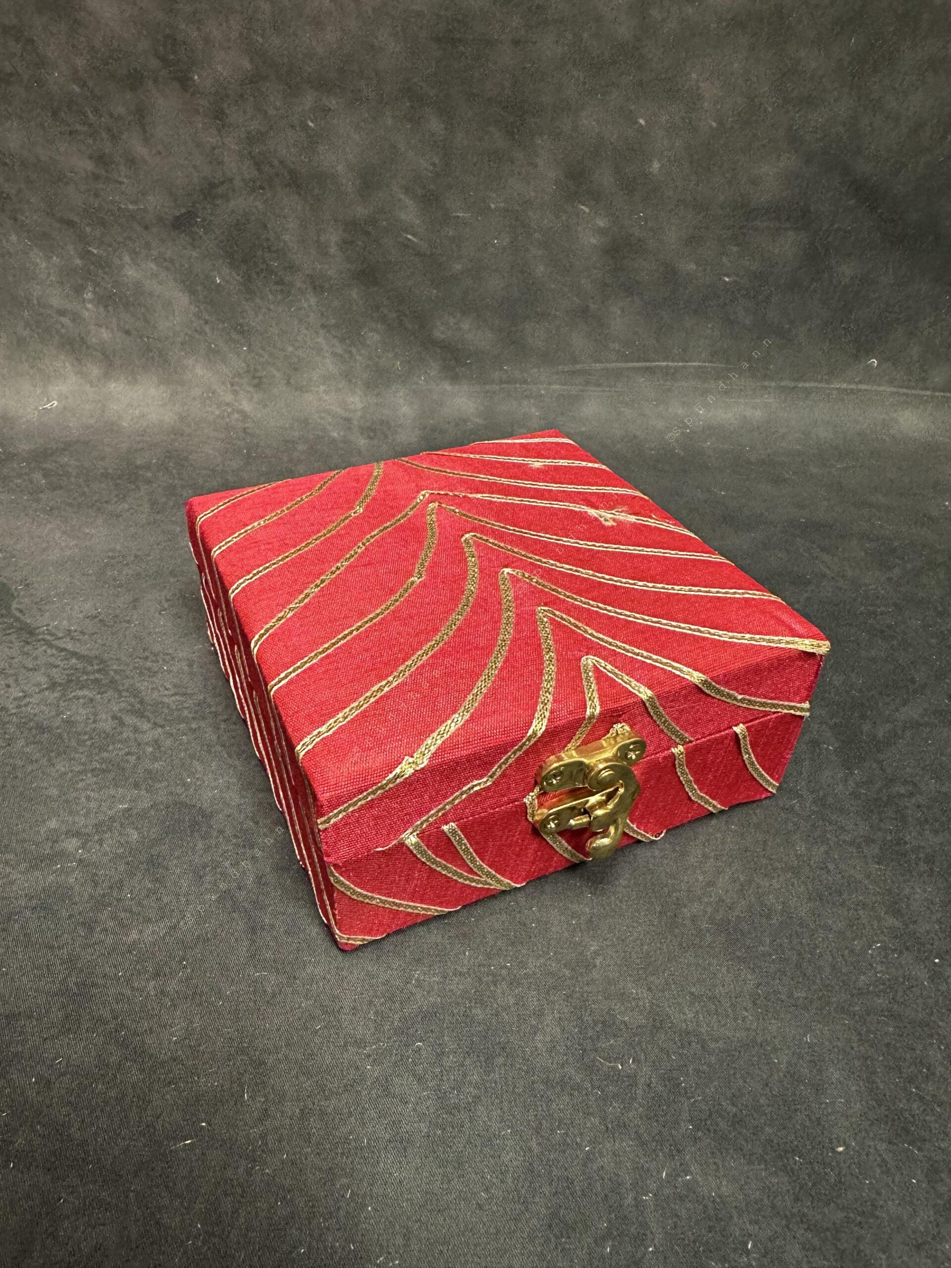 Square Gold Gotapatti Gift Box Only (Large)