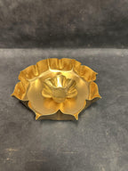 Flower Shape Star Urlis with Floating Bowls