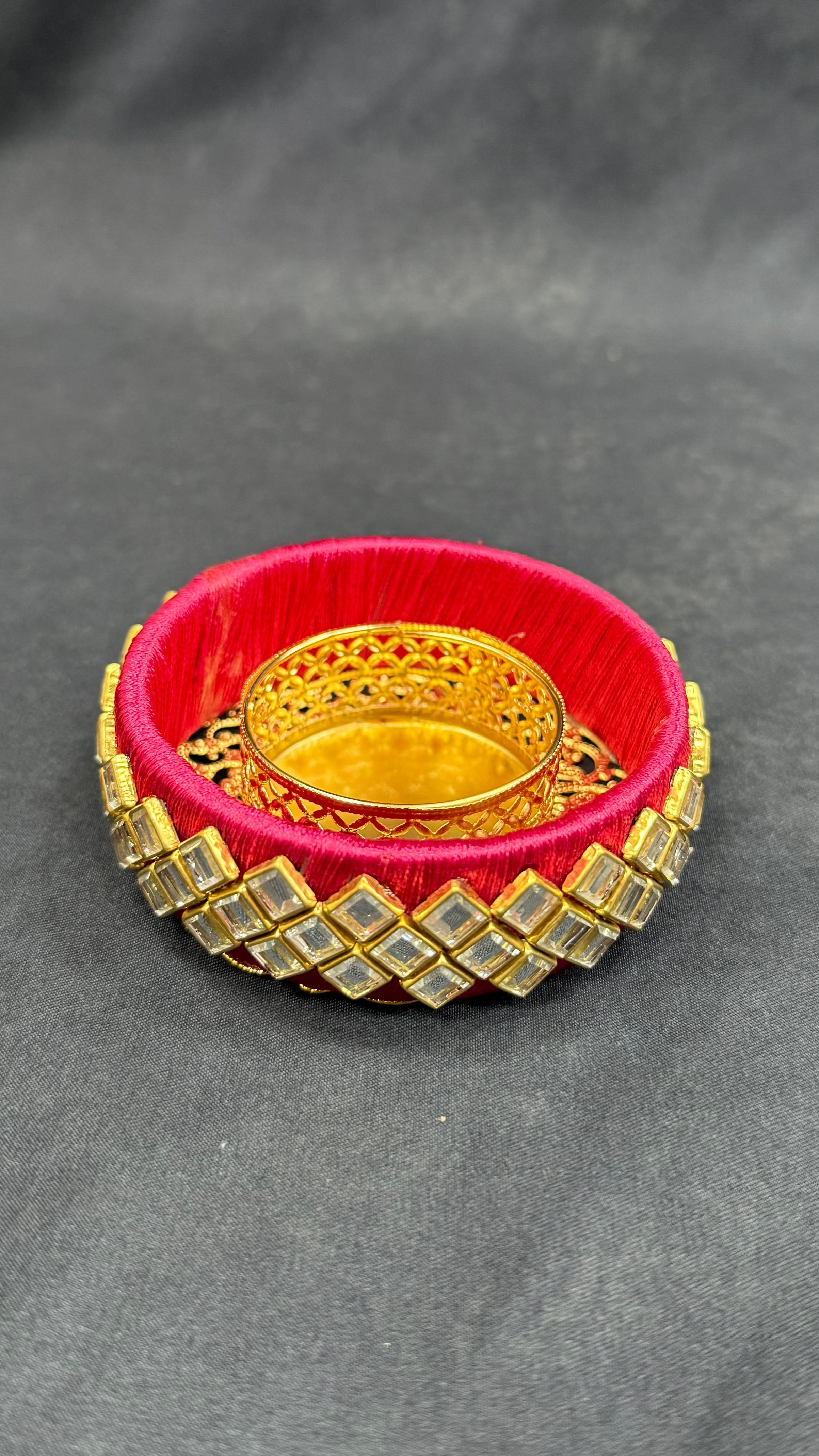 Broad Kundan Tea Light Holder