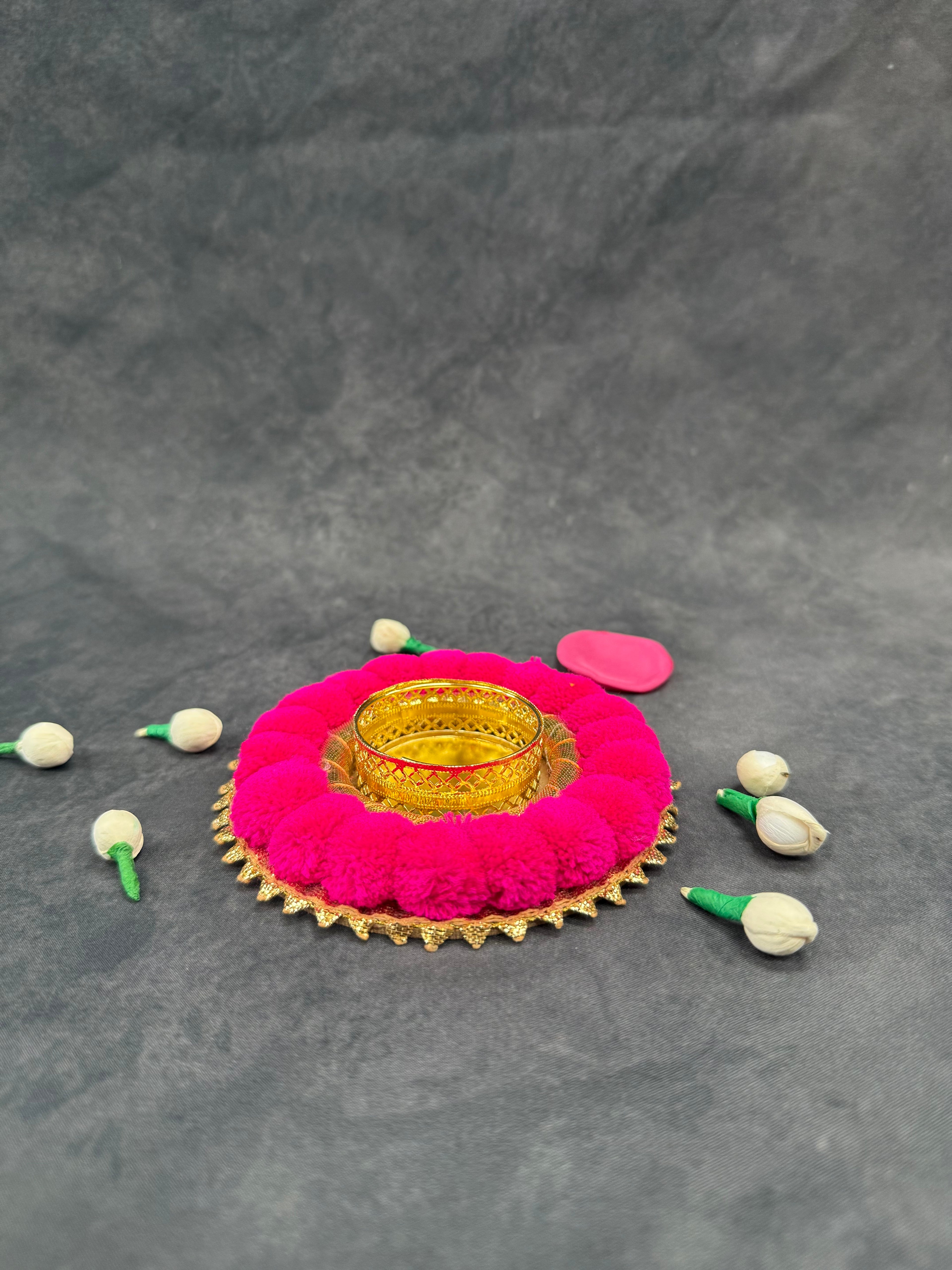 Pom Pom Tea Light Holder