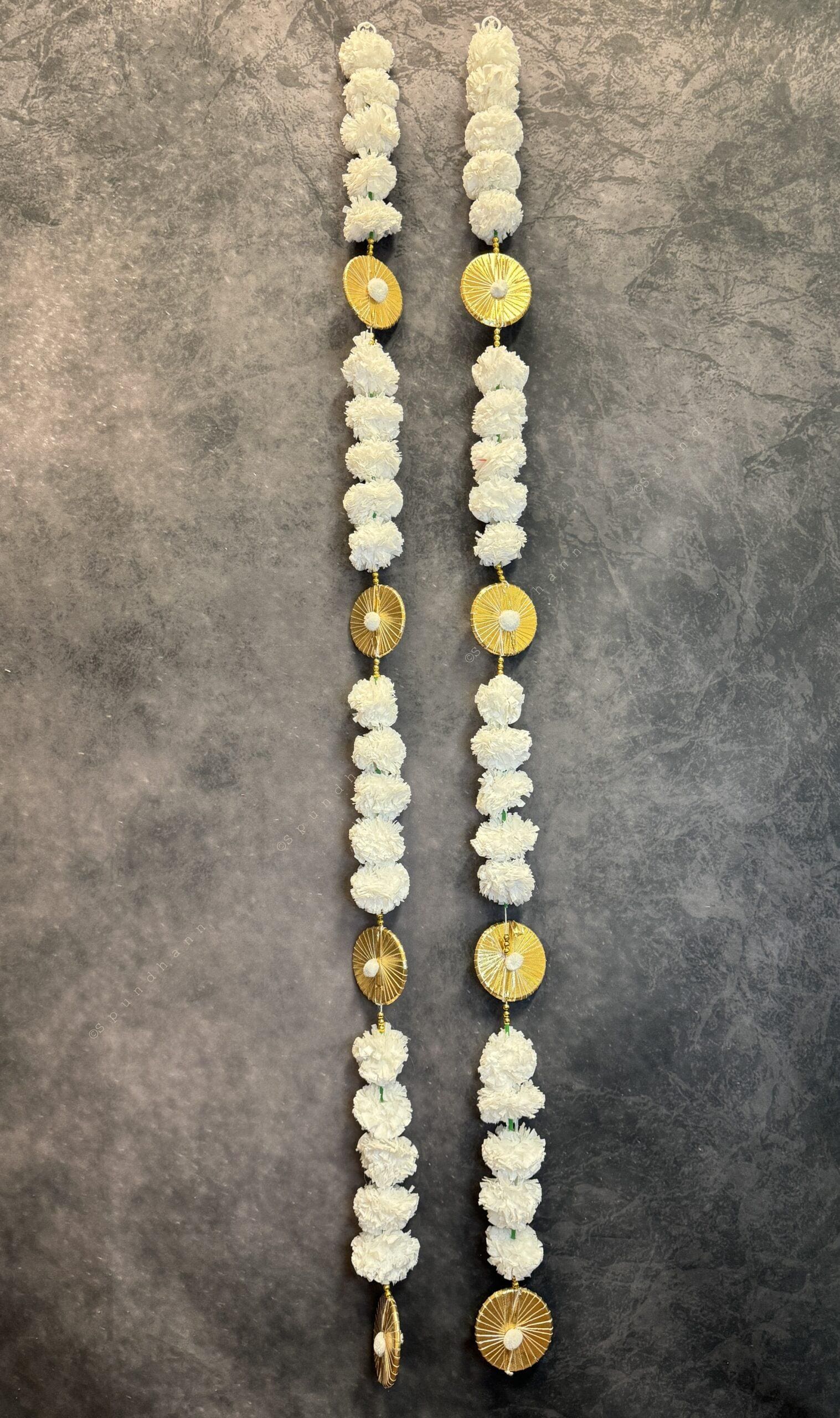 White Marigold and Gotapatti Disk String Pair