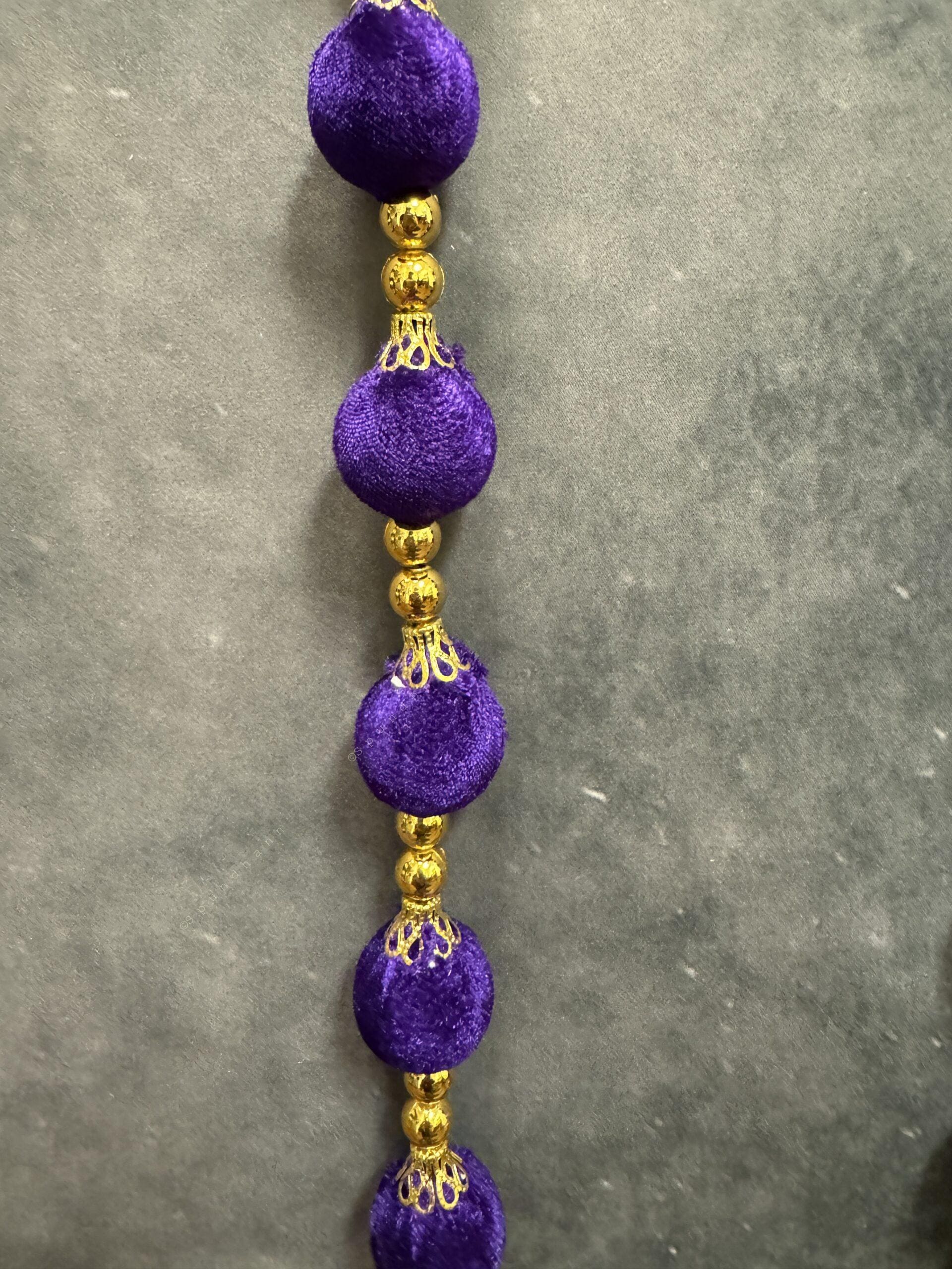 Bead Strings and Gold Pearl String with Gold Tassel Pair