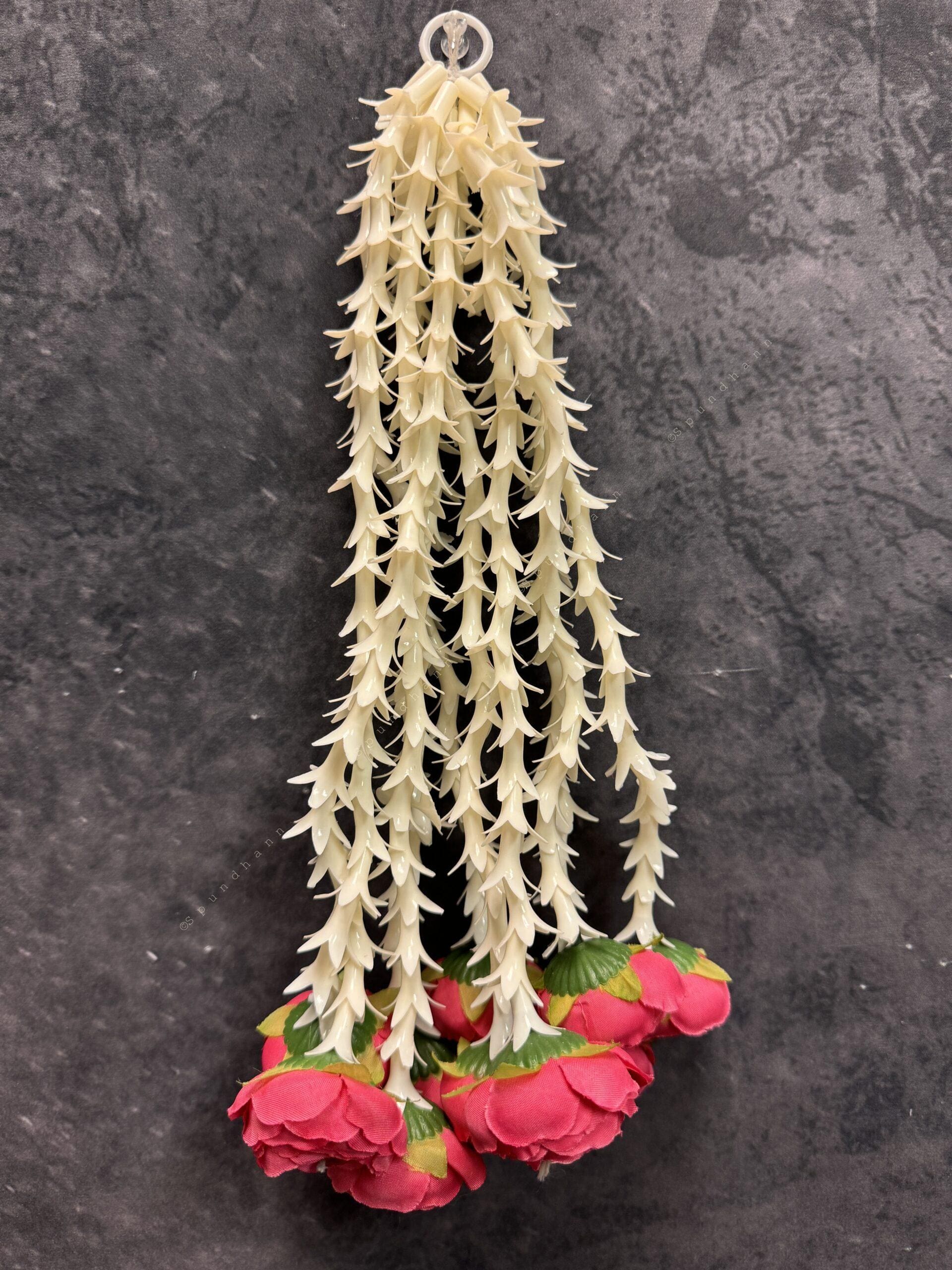 Rose bud and Rajnigandha String Bunch