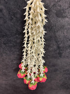 Rose bud and Rajnigandha String Bunch