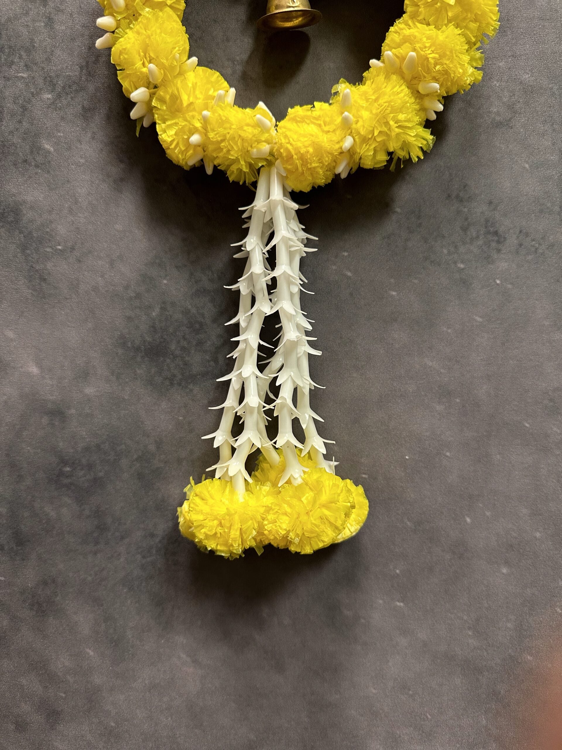 3 Marigold Wreath with Wooden Parrot & Rajnigandha Bud Strings