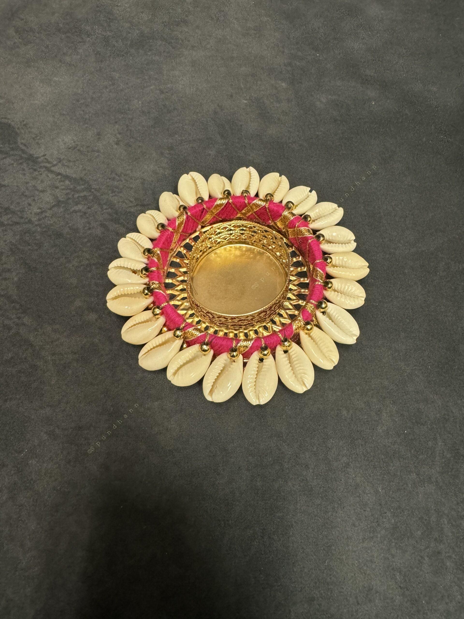 Cowrie Shell Beads Tealight Holder