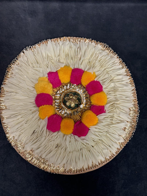 Chameli & Pom pom Circular Flower Placemat Mat with Wood Base