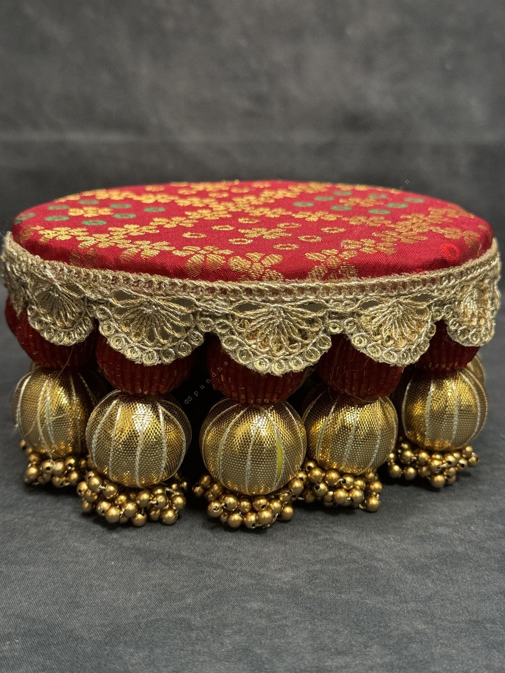 Singhasan / Chowki for Idol (Round)