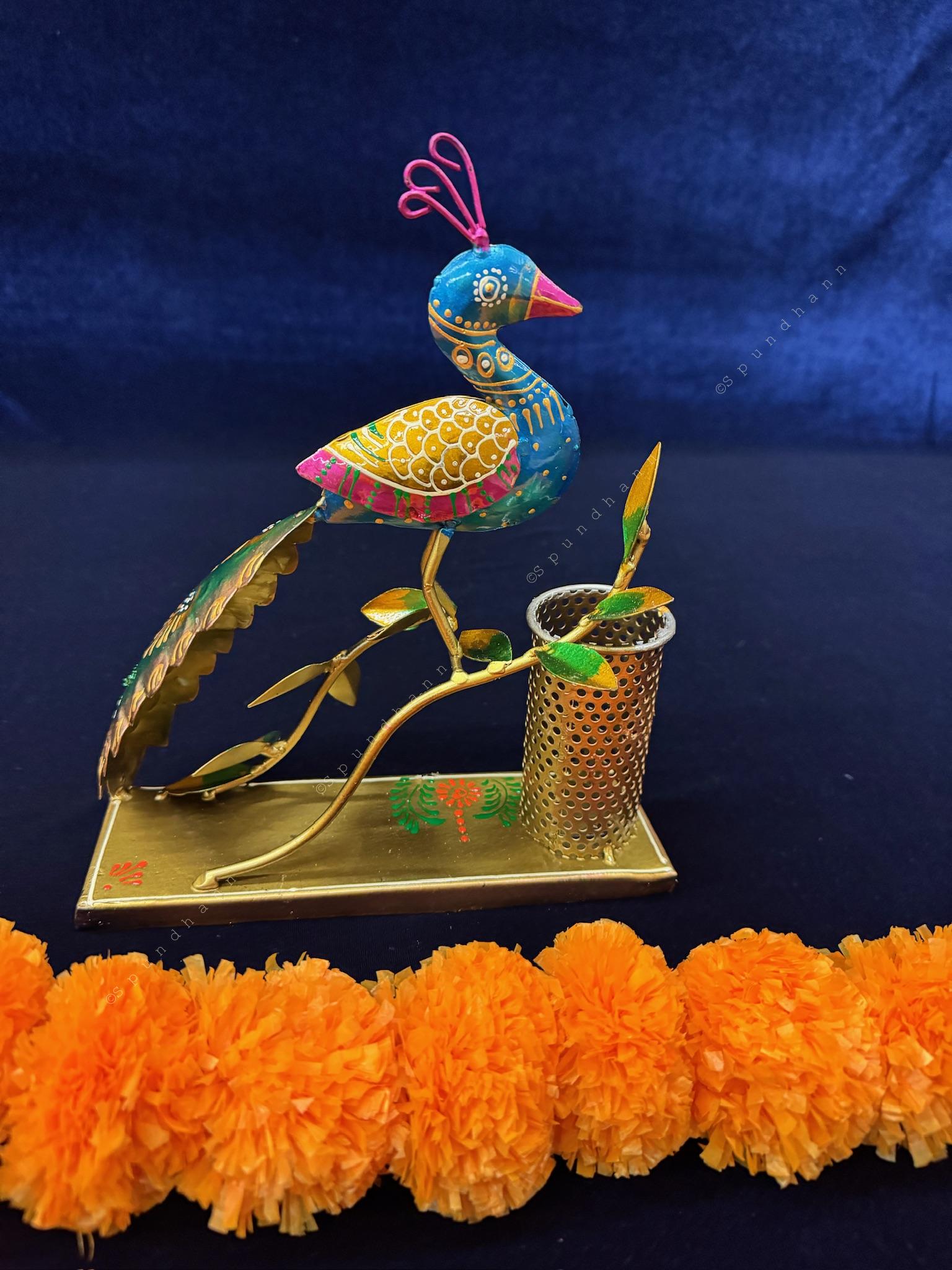 Peacock Pen Stand