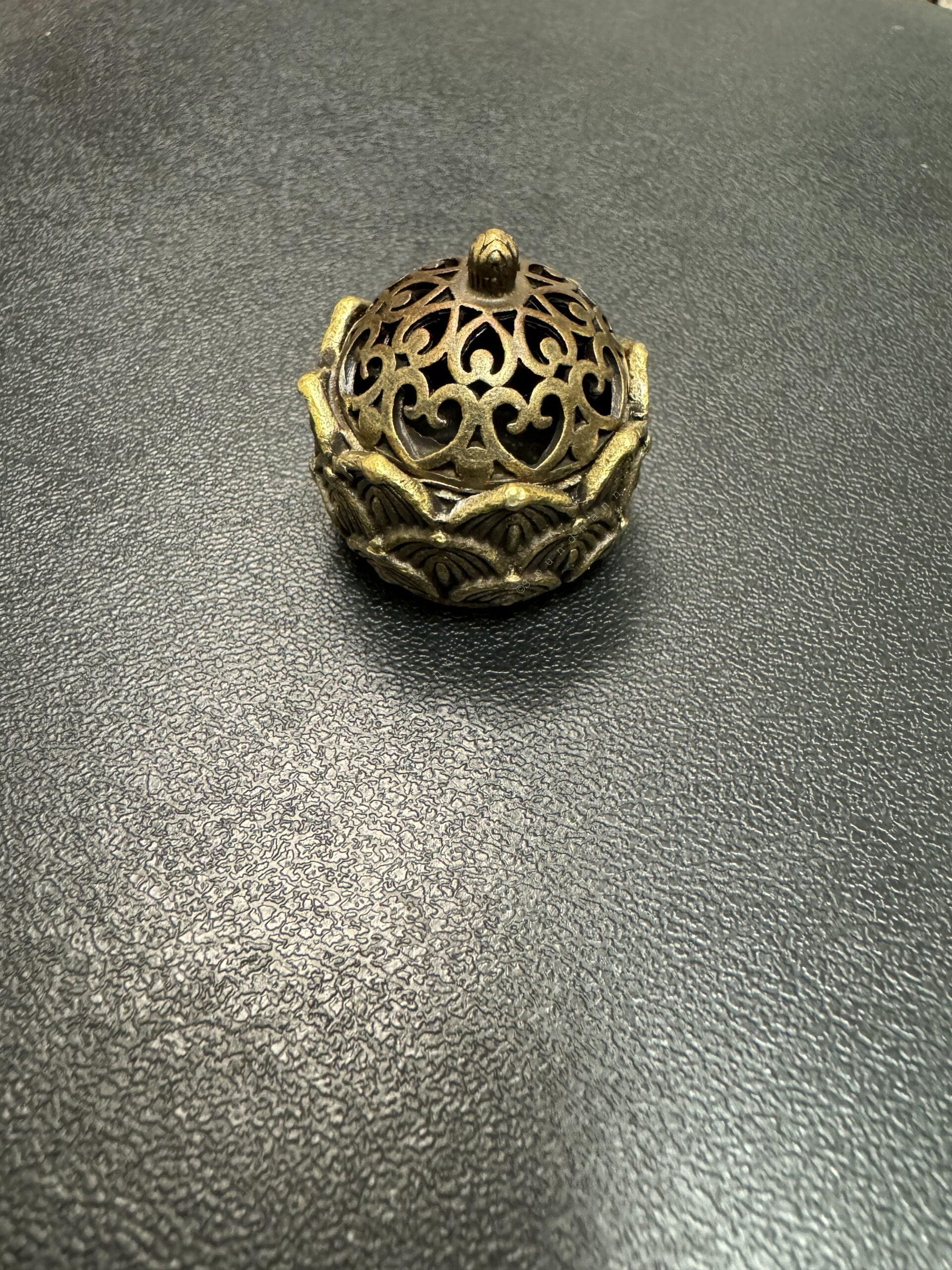 Flower / Crown Incense Stick (Agarbatti) Holder