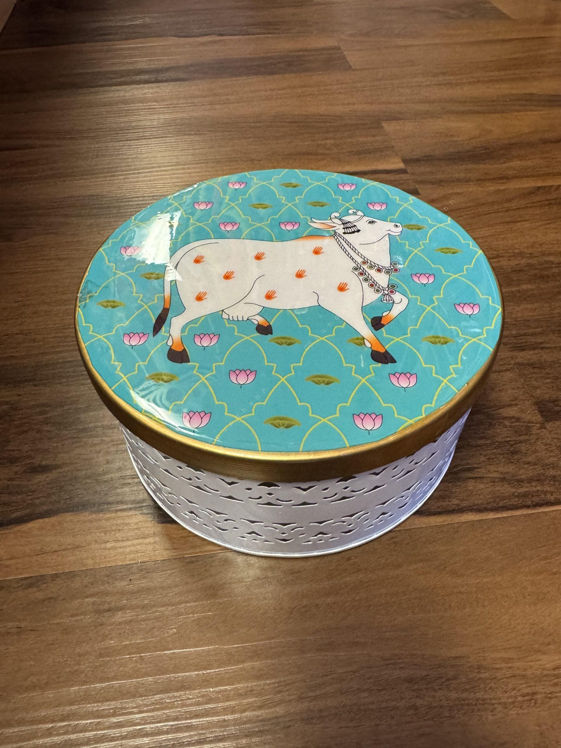Circular Meenakari Box With Pichwai Art