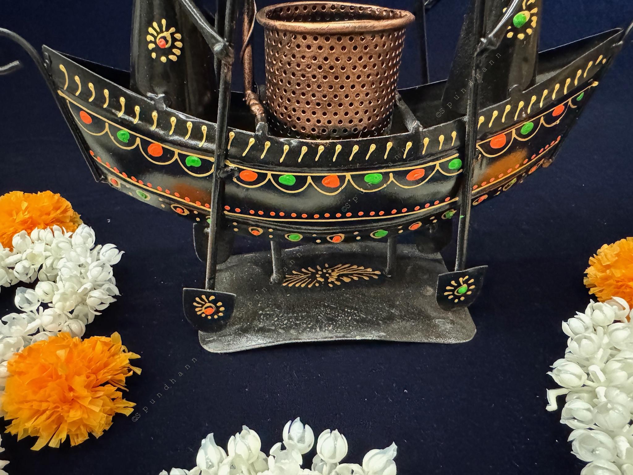 2 Boatman Tribal Penstand