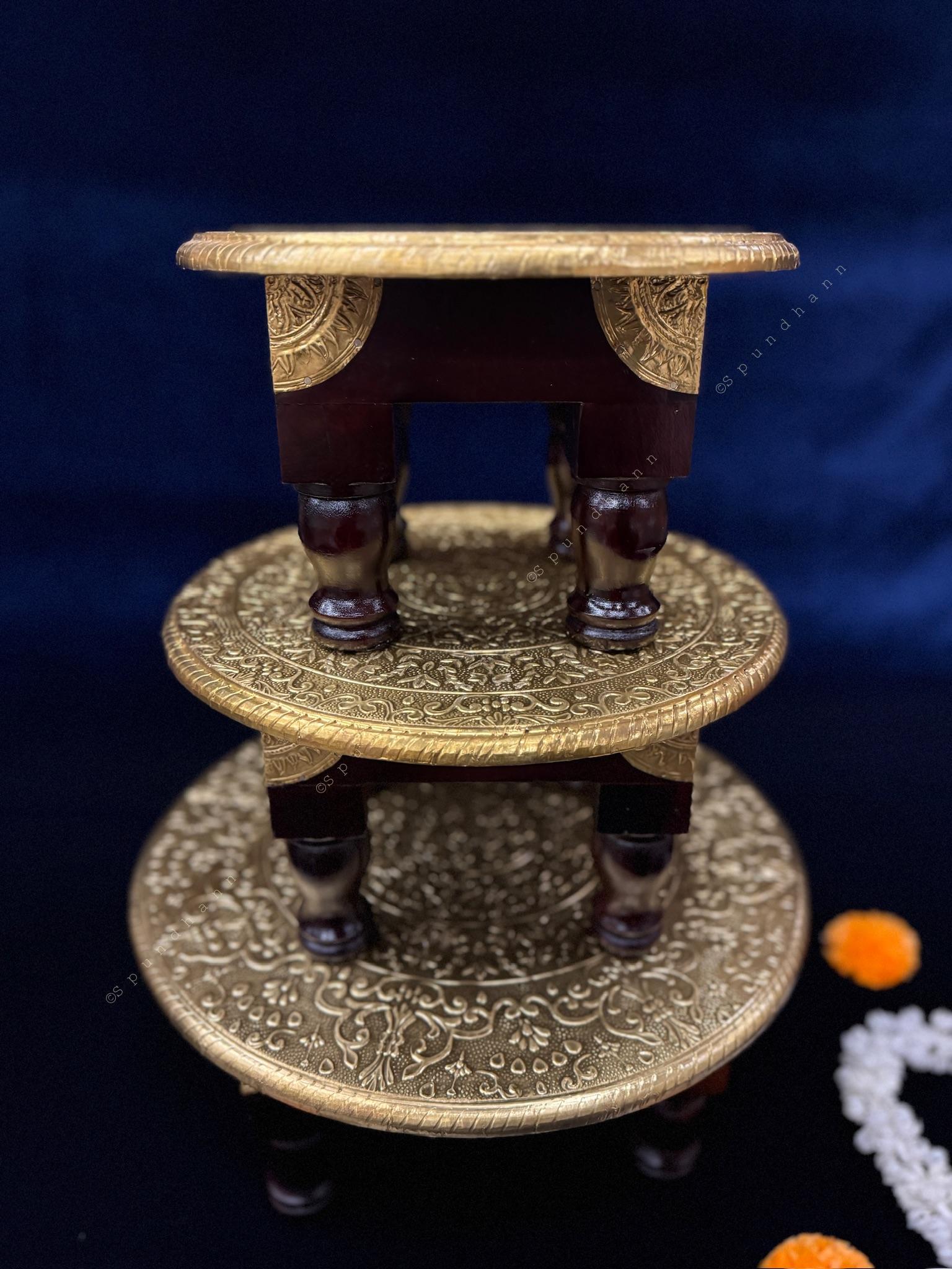 Round Chowki Gold and in Wood