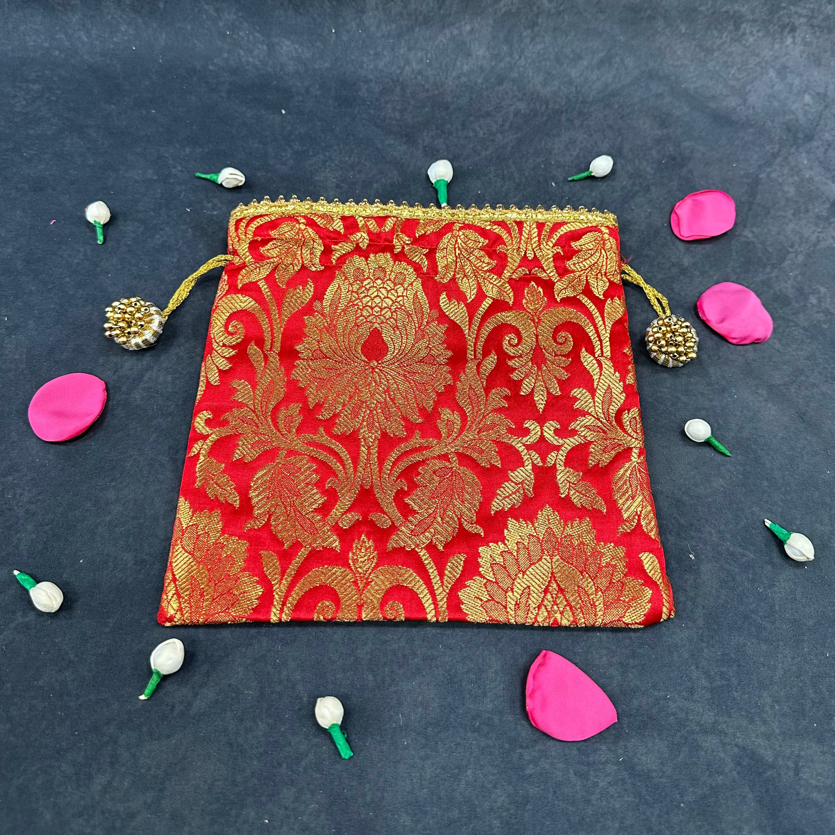 Banarasi Potli (8"x8")