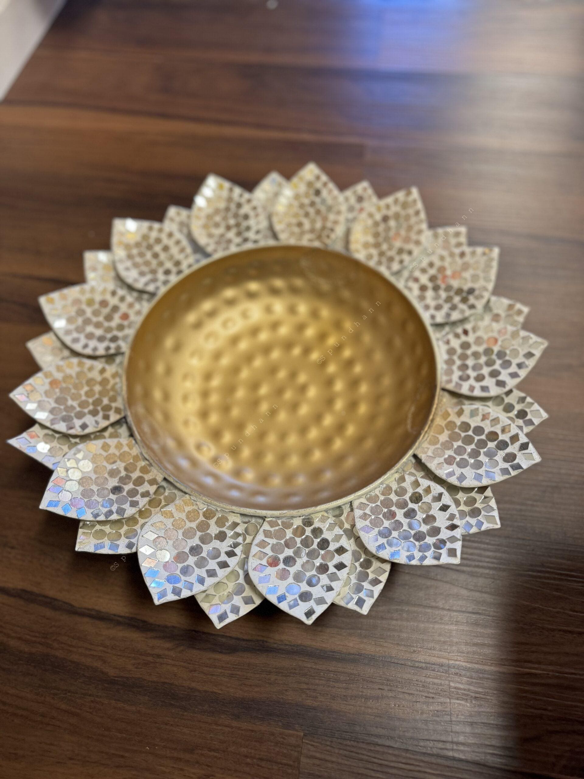 White Petal Hammered Sunflower Mirror Urli